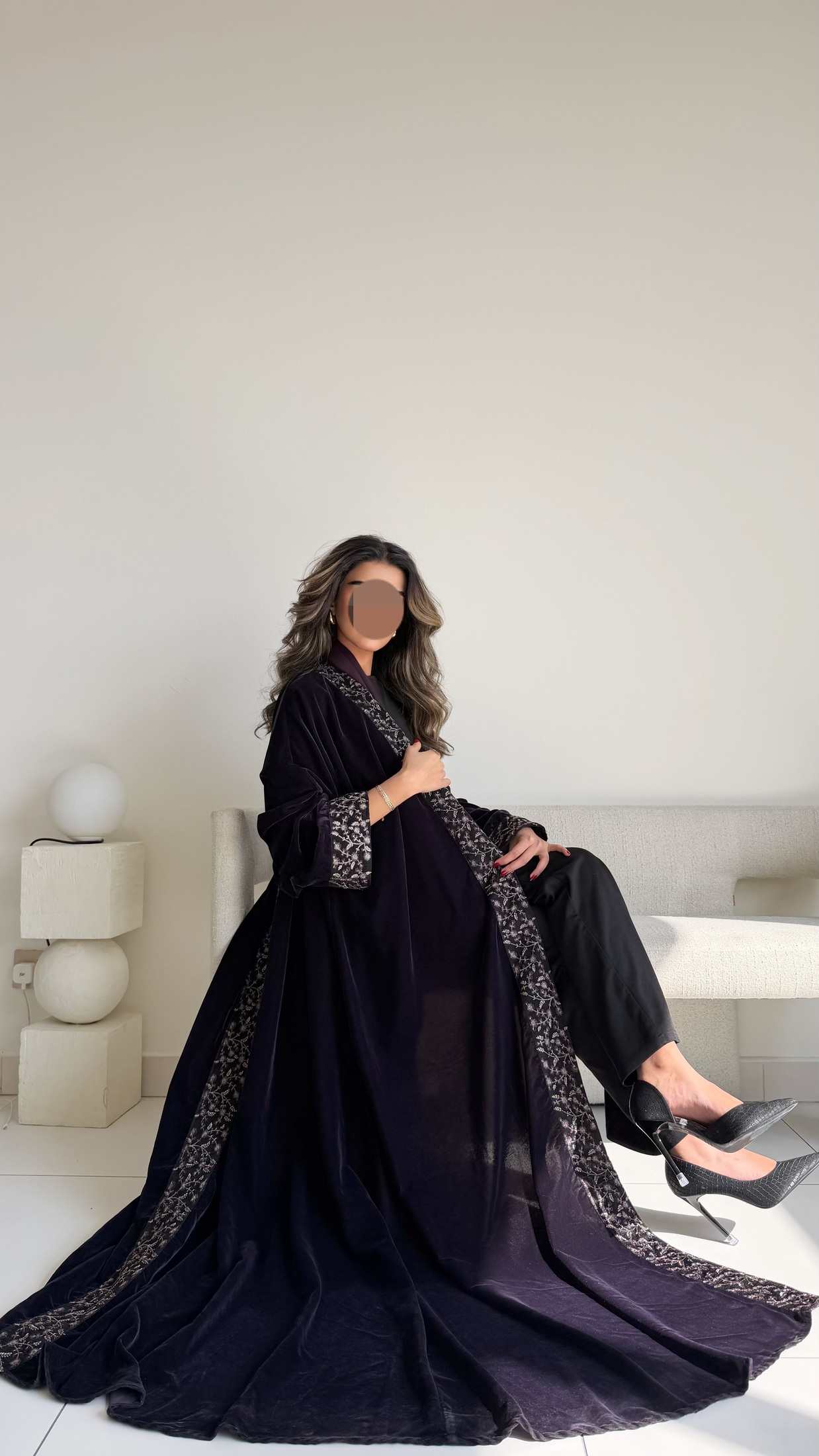 MW1766 - عباية مخمل  مع اضافة كلفة - Aya