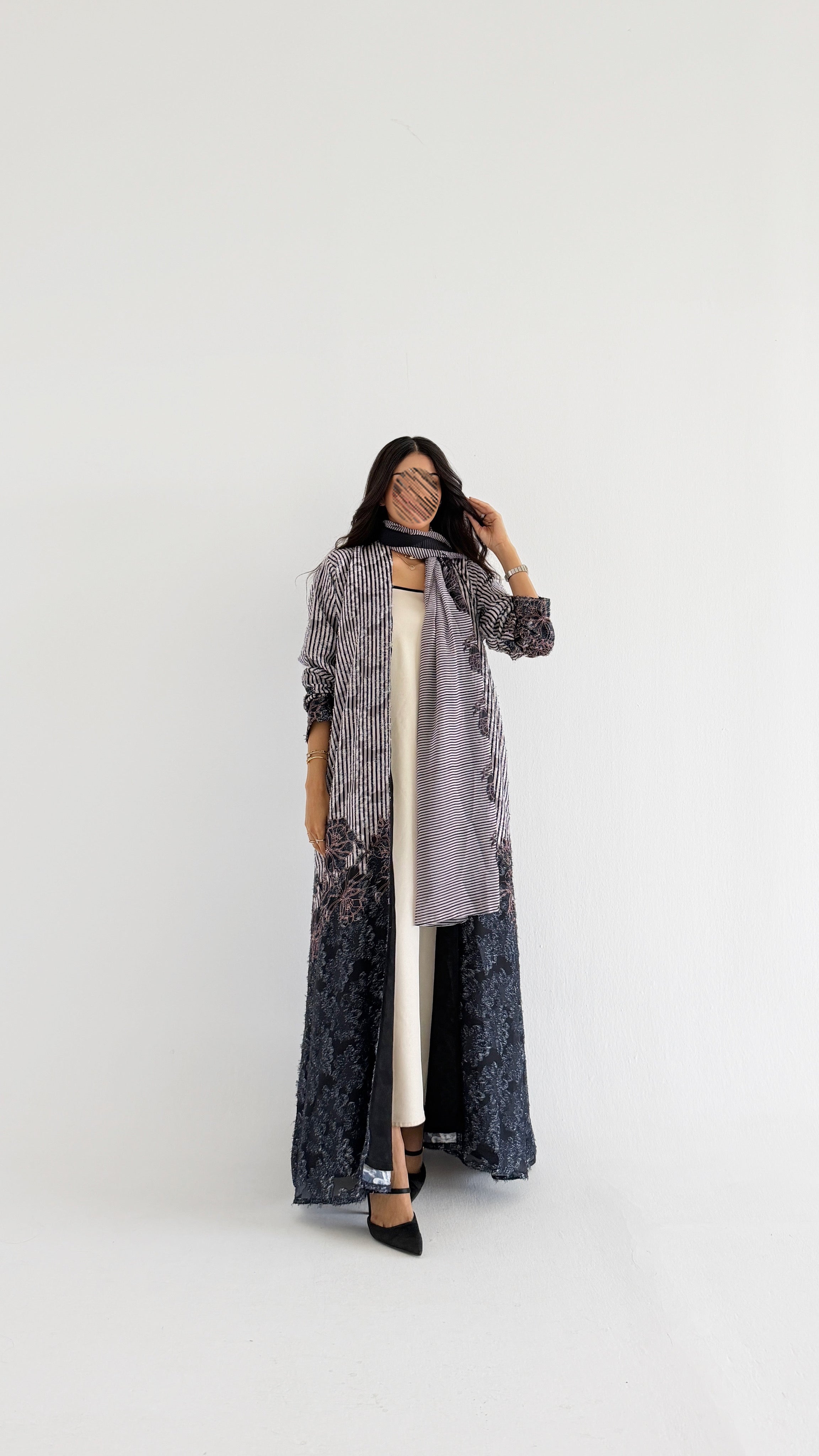 MWT1359 عباية طباعة | Printed Abaya - Aya