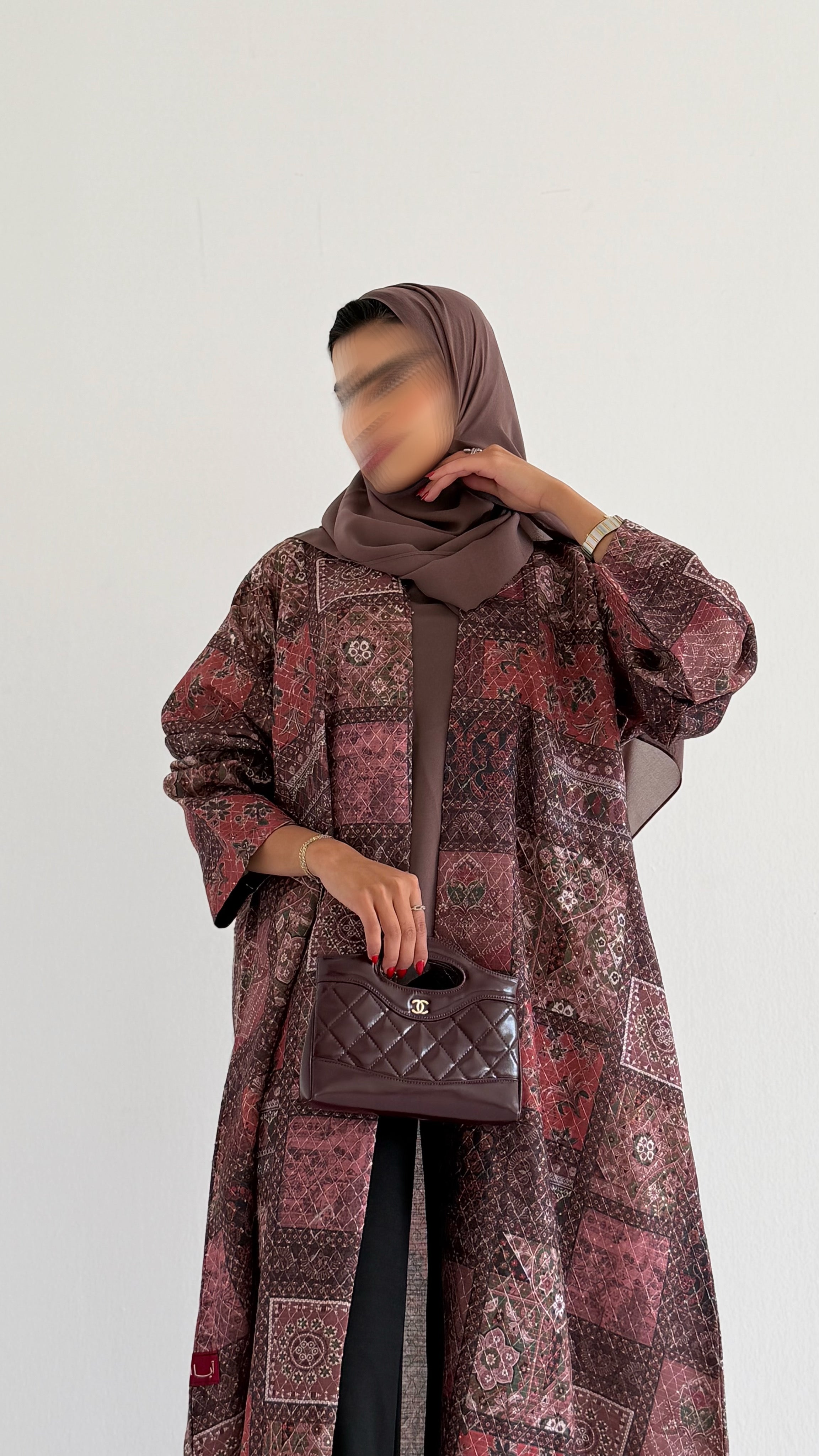 MWT535 - عباية لنن مطرزة - Aya