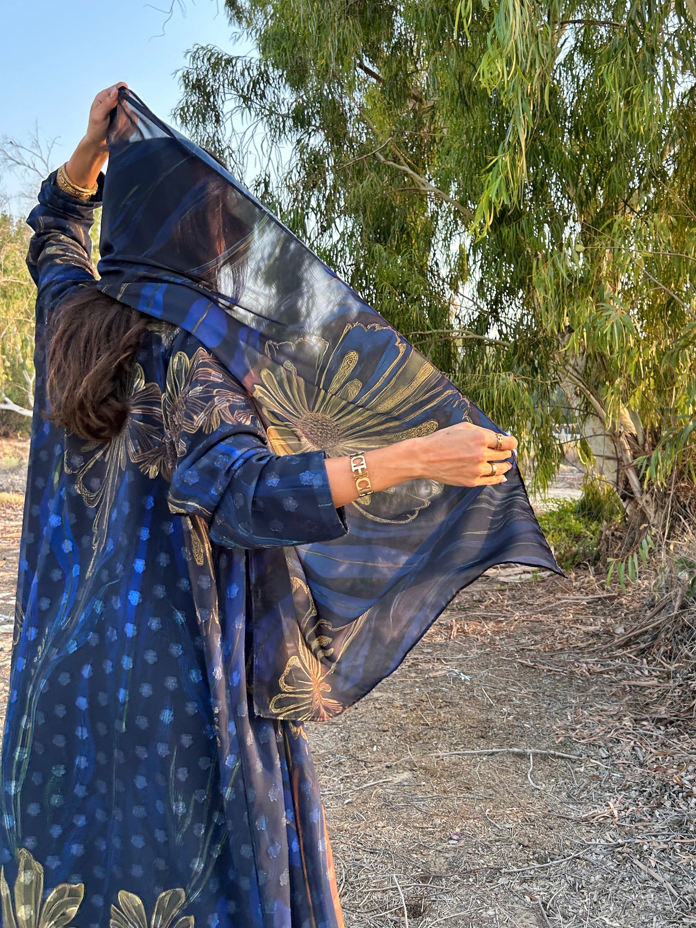 MW645 - Light Crepe Standing with Jacquard Half-Cloche