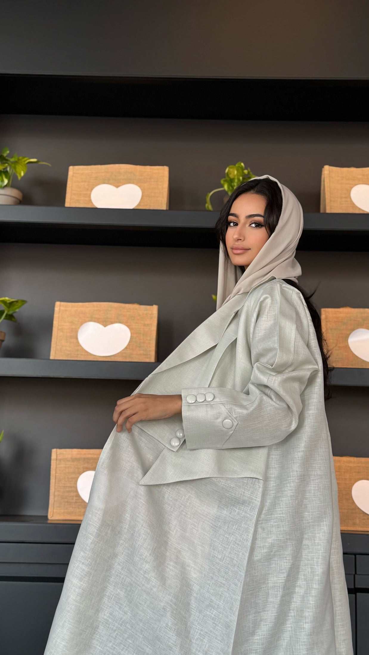 MW1506 - عباية لنن اخضر فاتح صيفية - Aya