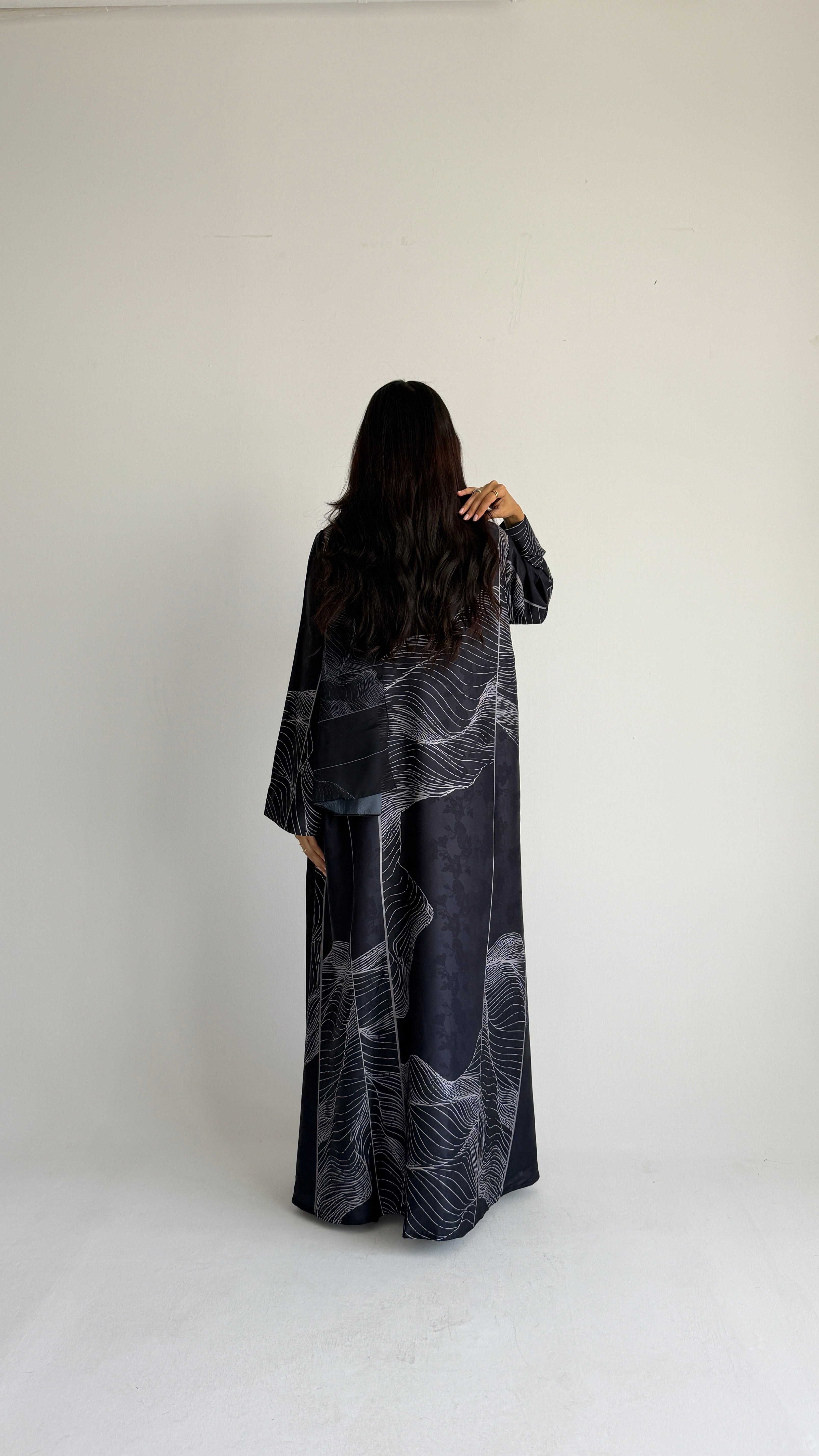 MWT1435 عباية طباعة | Printed Abaya - Aya