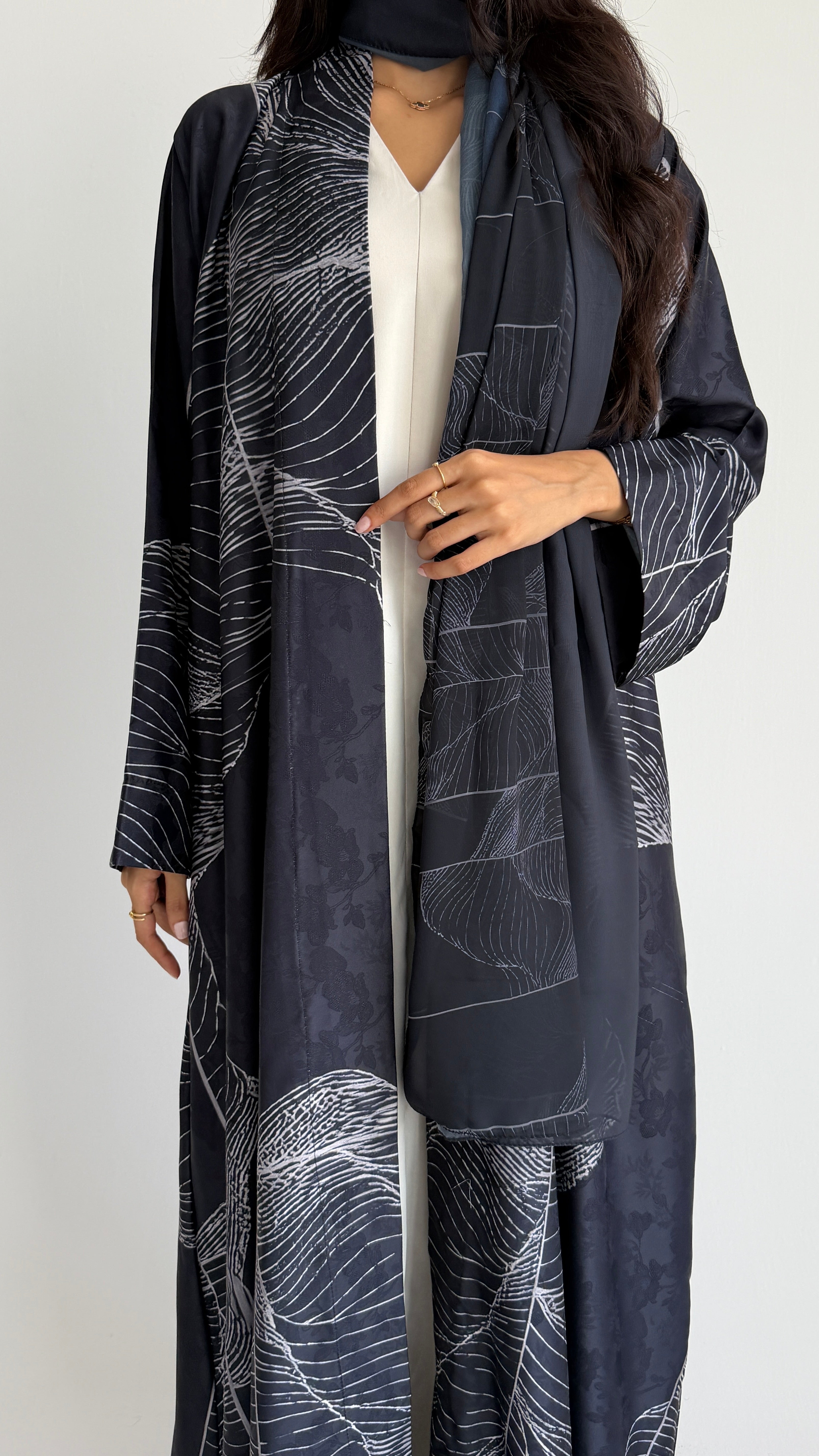 MWT1435 عباية طباعة | Printed Abaya - Aya