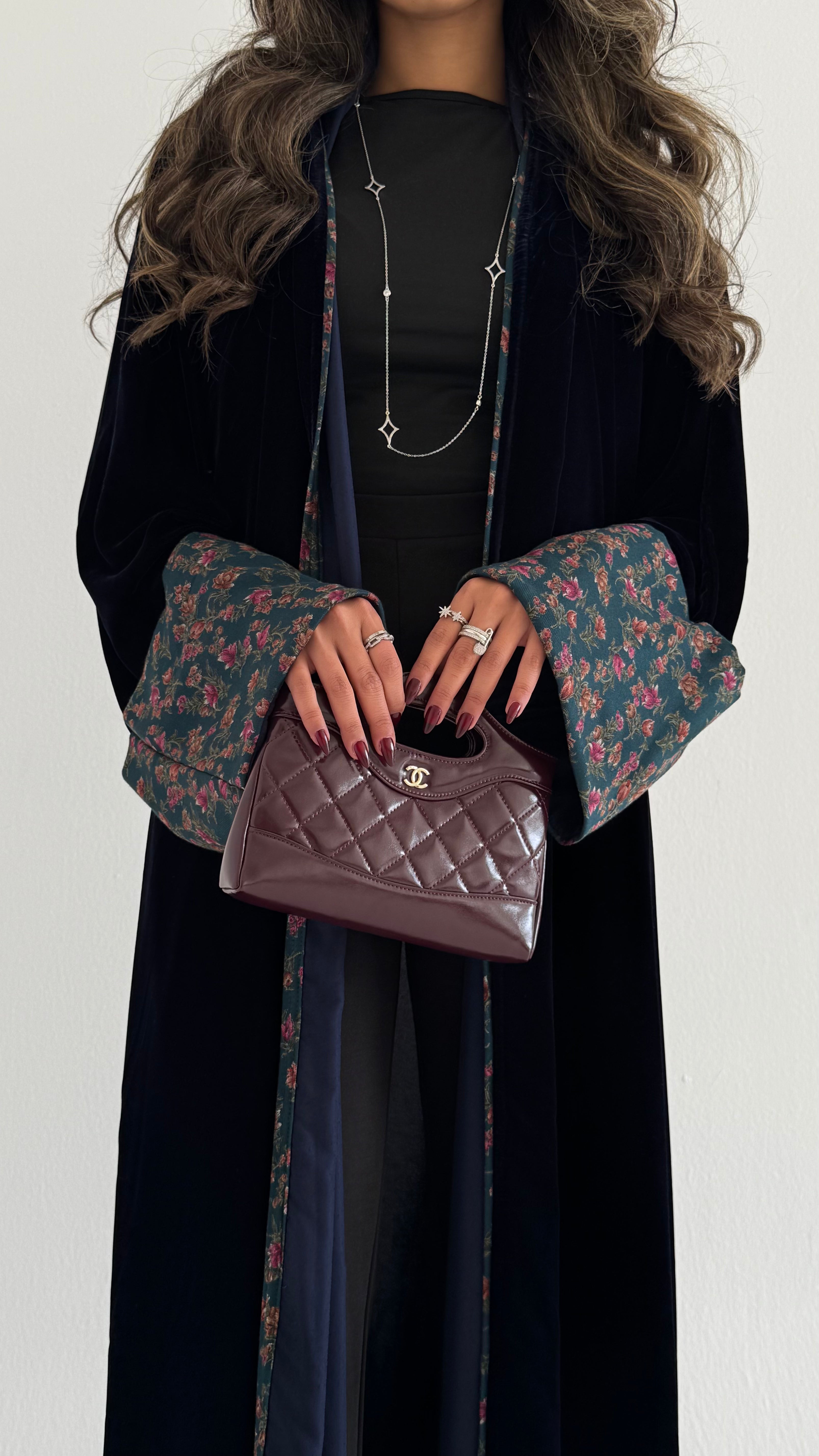 MWT706 - عباية مخمل مع تدخيلة كشميري تركواز| Velvet abaya with Turquoise Kashmiri - Aya