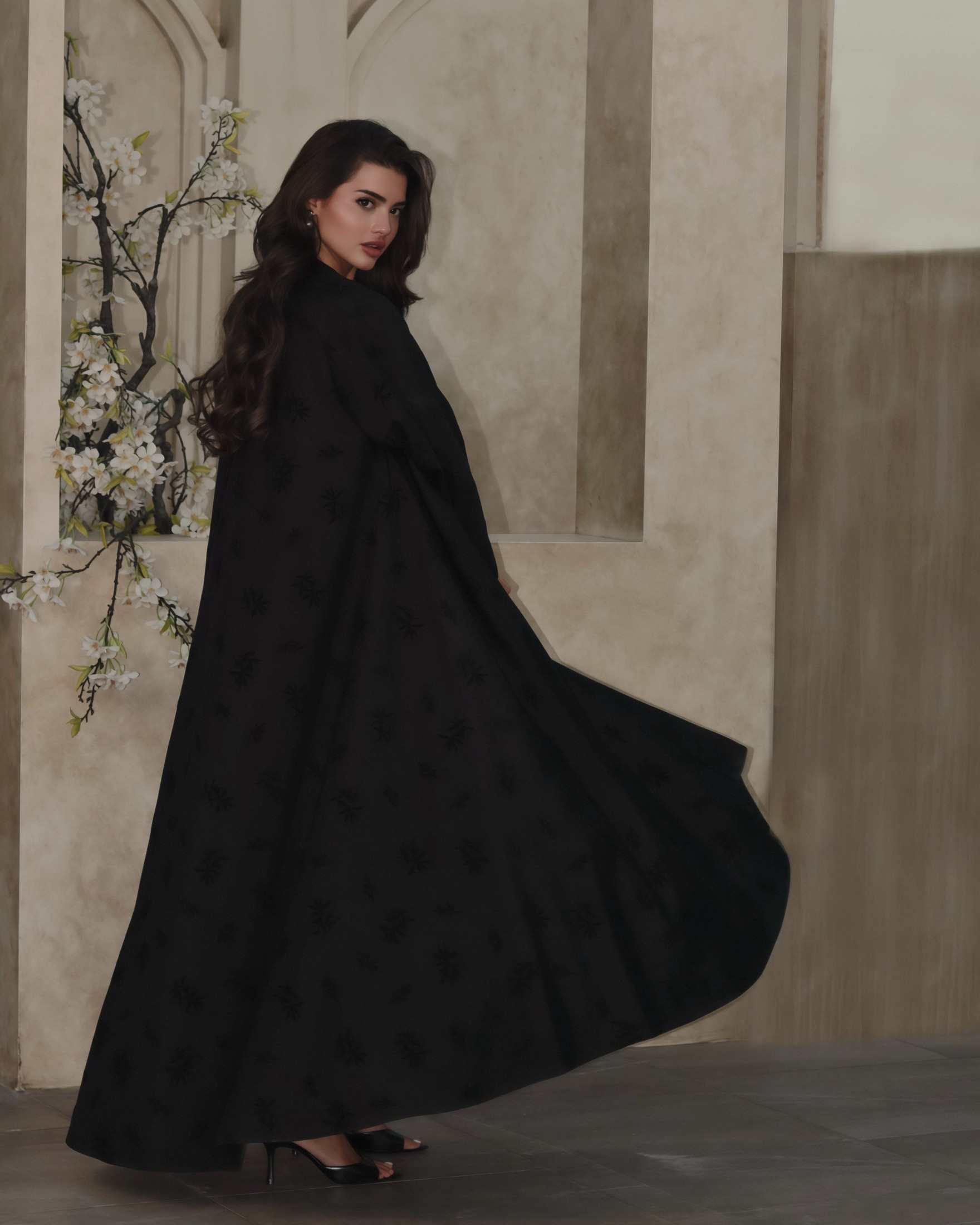 MWT701 -  Black abaya with black floral embroidery |  عباية سودا بتطريز مورد - Aya