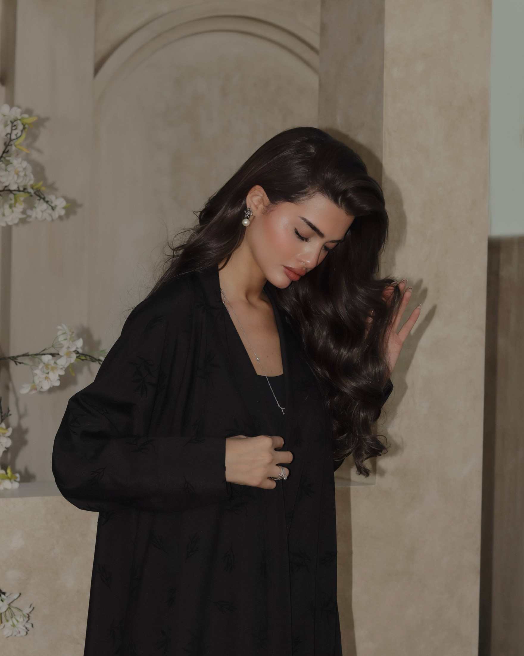 MWT701 -  Black abaya with black floral embroidery |  عباية سودا بتطريز مورد - Aya