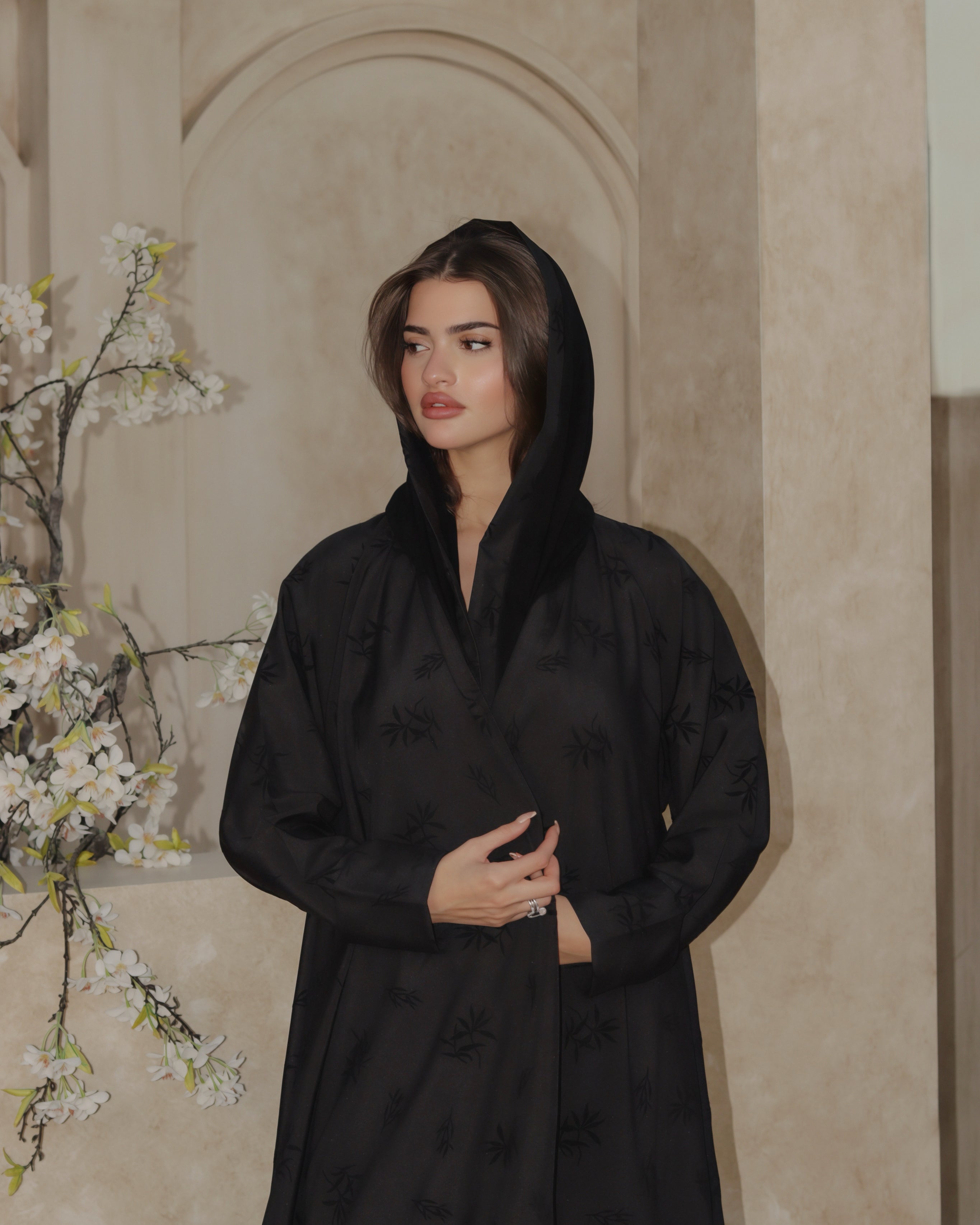 MW645 - Light Crepe Standing with Jacquard Half-Cloche