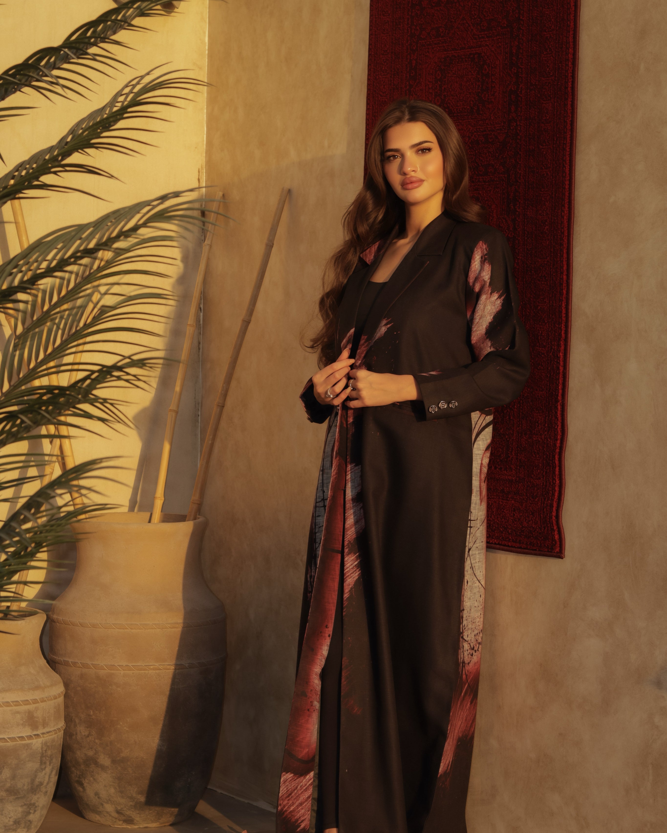 MW645 - Light Crepe Standing with Jacquard Half-Cloche