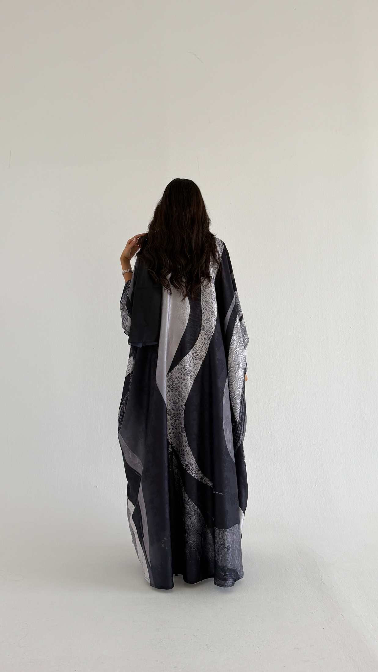MWT1426 عباية طباعة | Printed Abaya - Aya