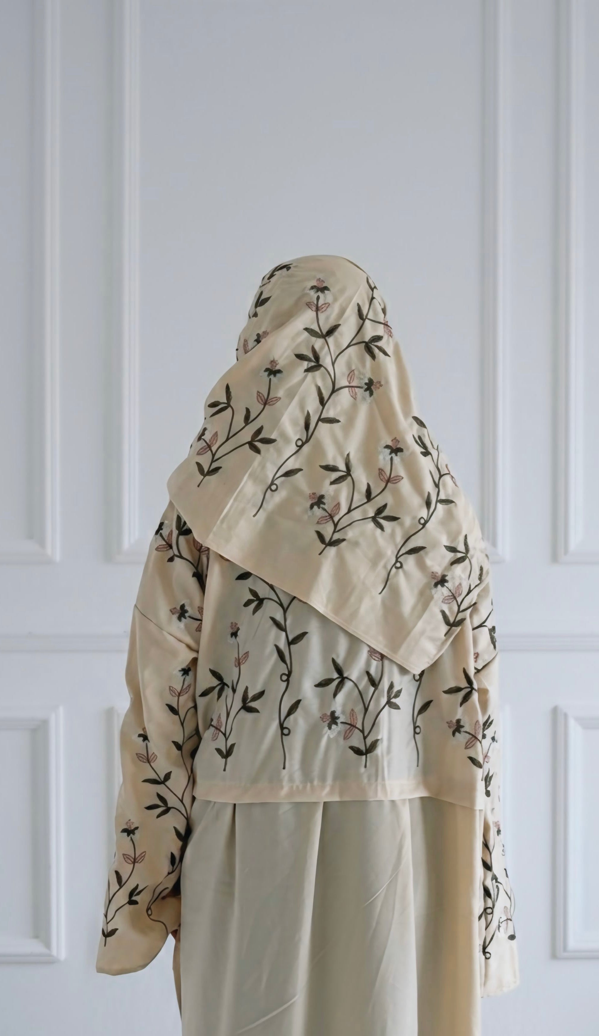 MWR0200 - طقم أغصان بيج - Aya