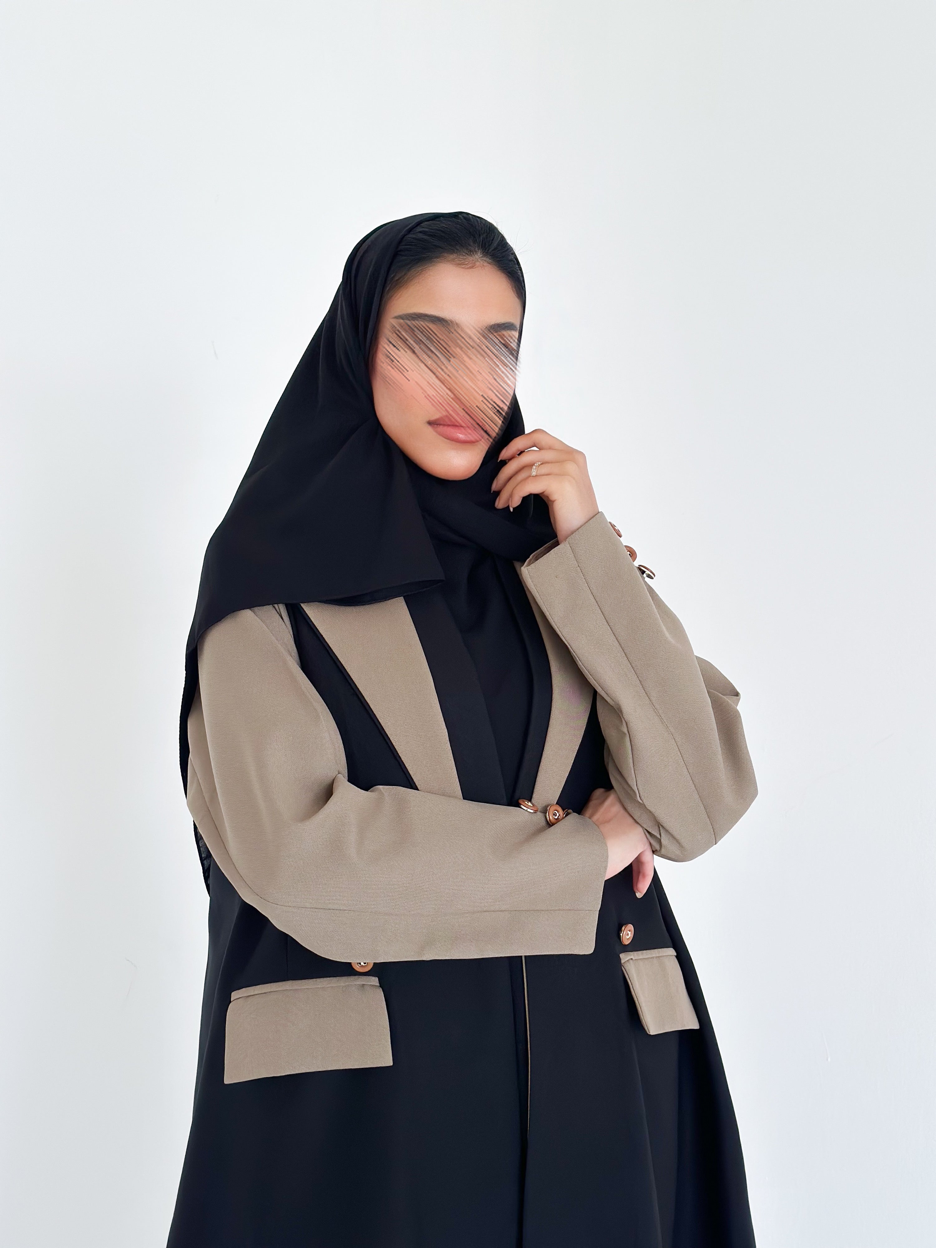 MW645 - Light Crepe Standing with Jacquard Half-Cloche