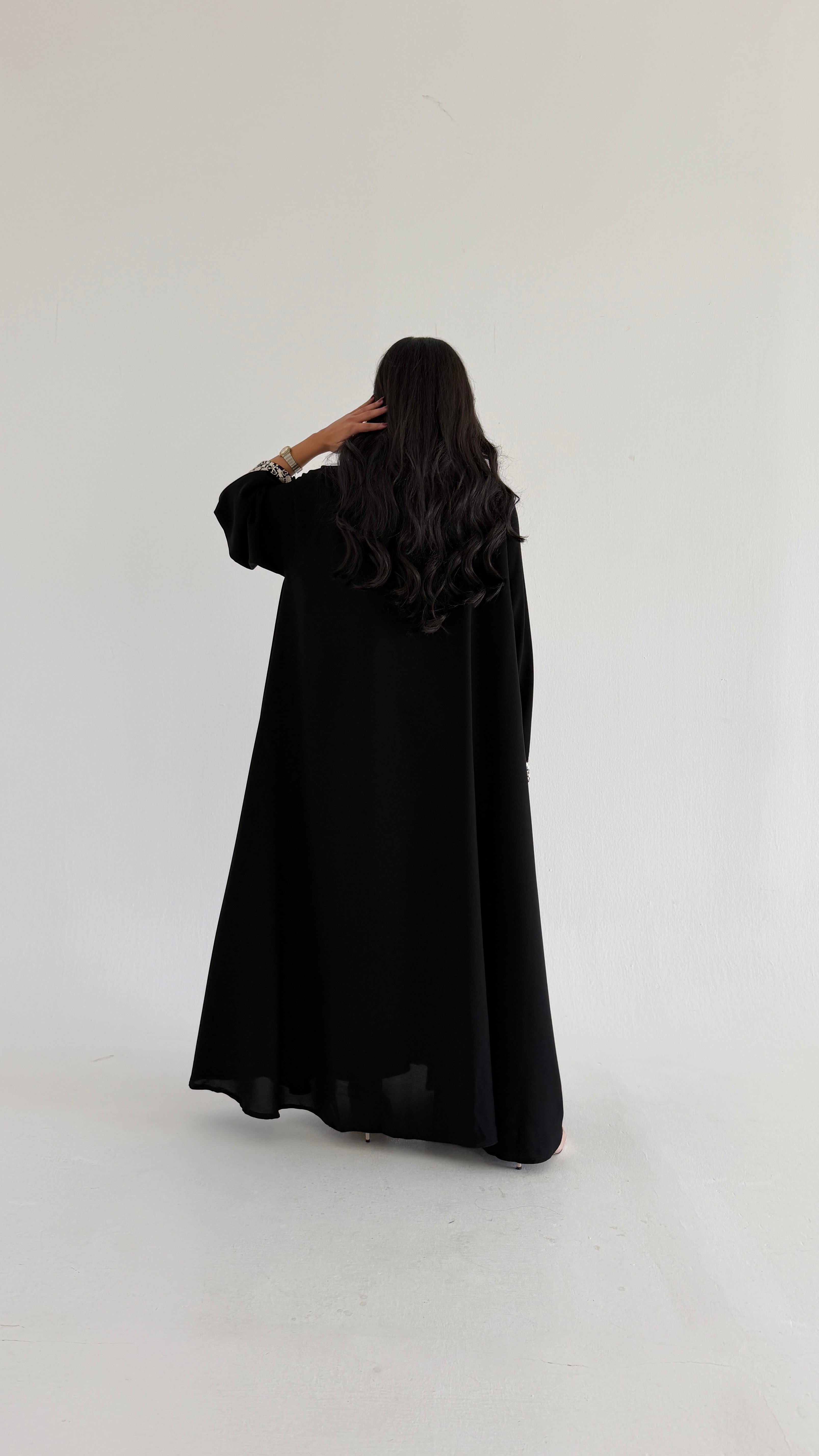 MW2035 - عباية ملكي دبل كلوش واضافة كلفه تطريز - Aya