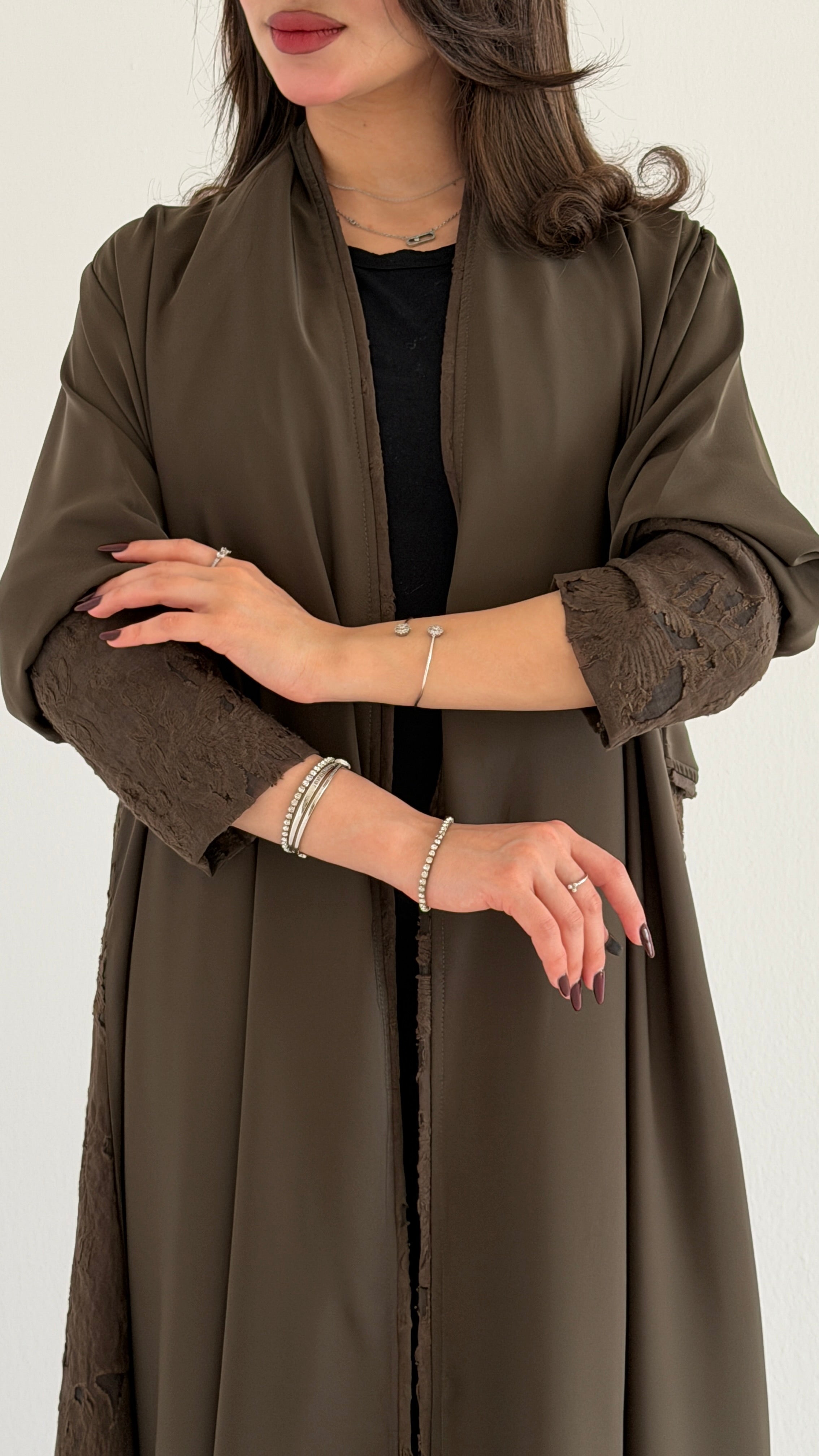 MWT1087 - عباية مع تدخيله مشجر |Abaya with floral inserts - Aya