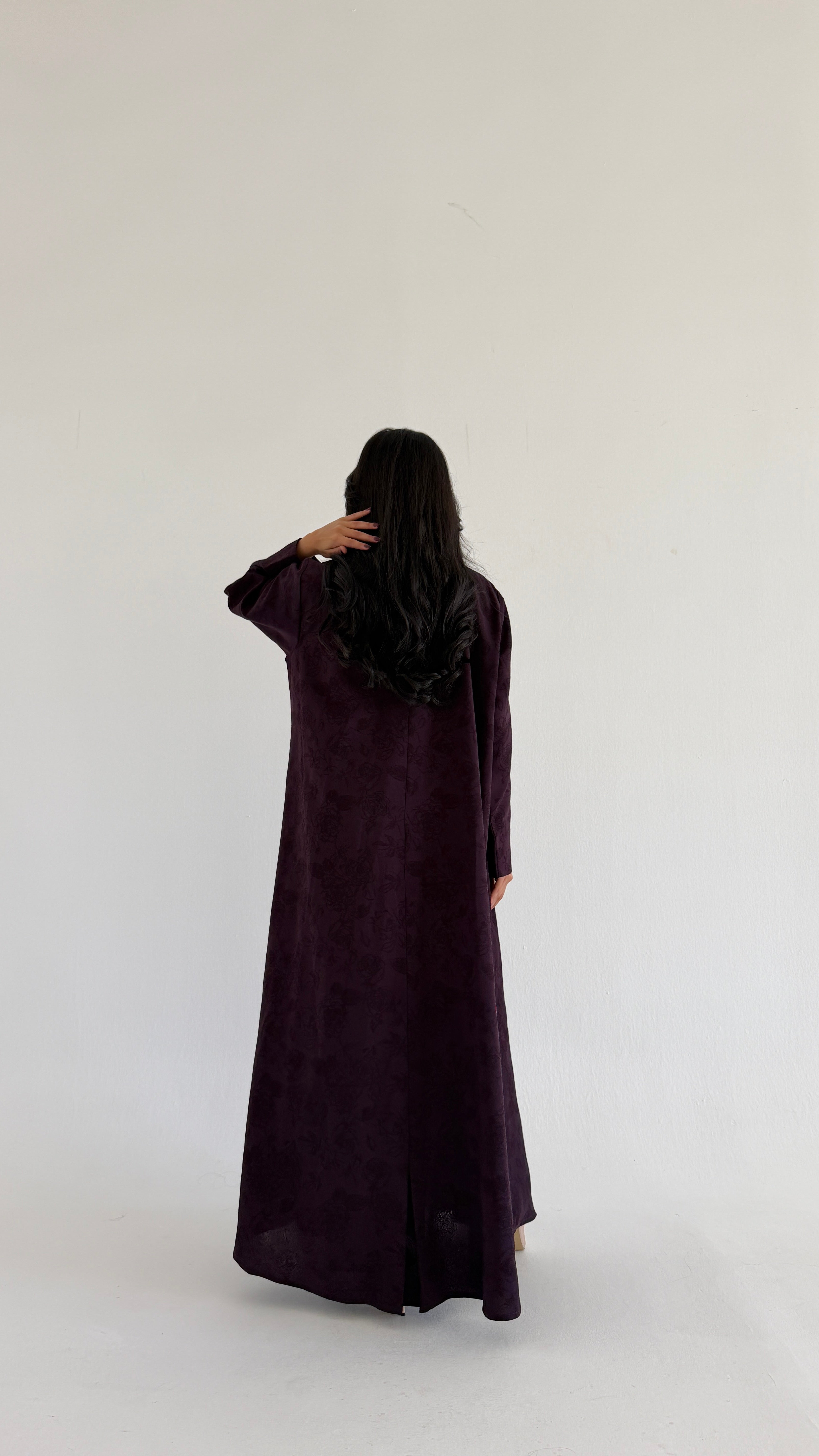 MW2086 - عباية جاكار أنيقة بقصّة بليزر عصرية - Aya