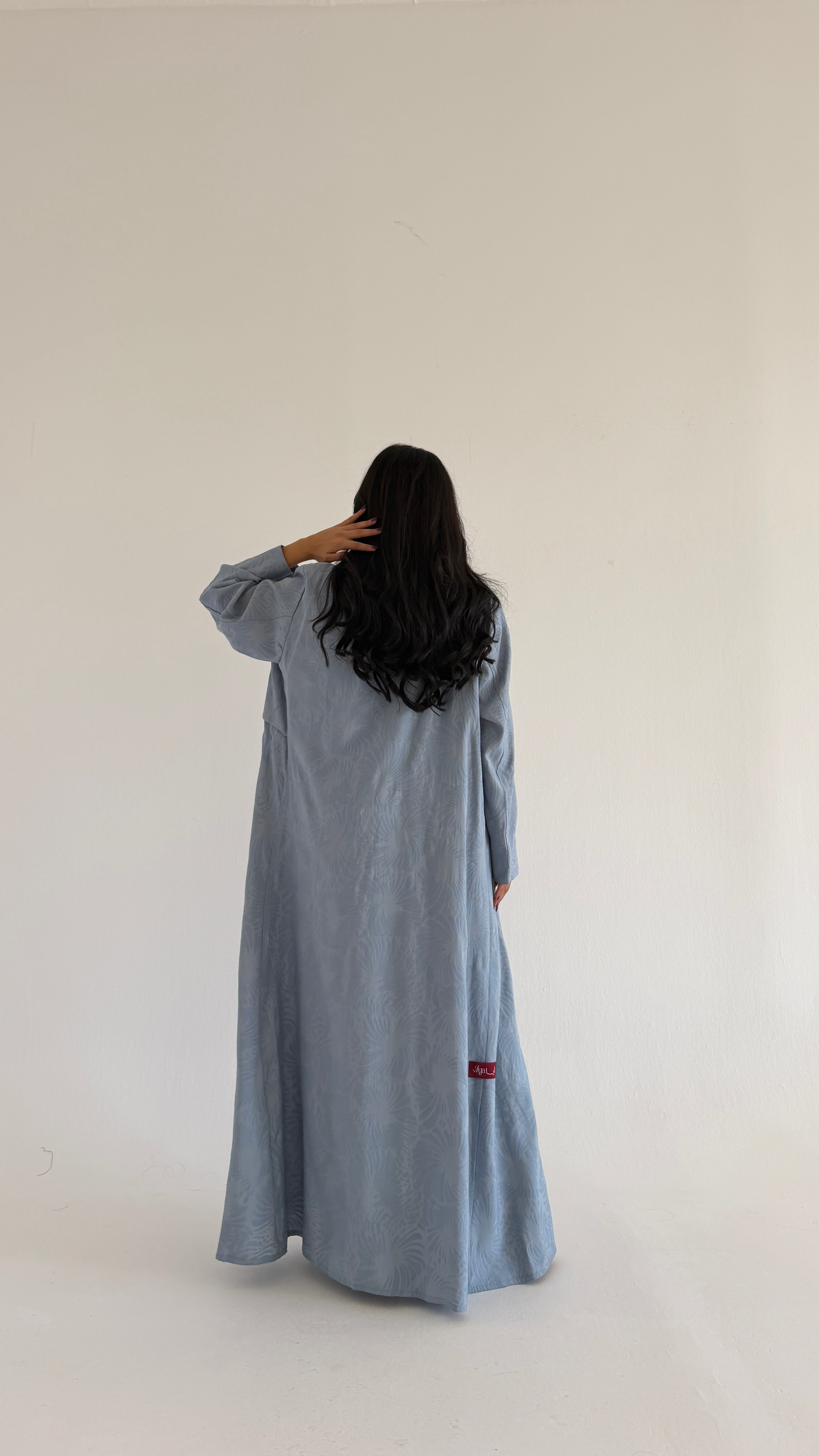 MW2092 - عباية جاكار أنيقة بقصّة بليزر عصرية - Aya