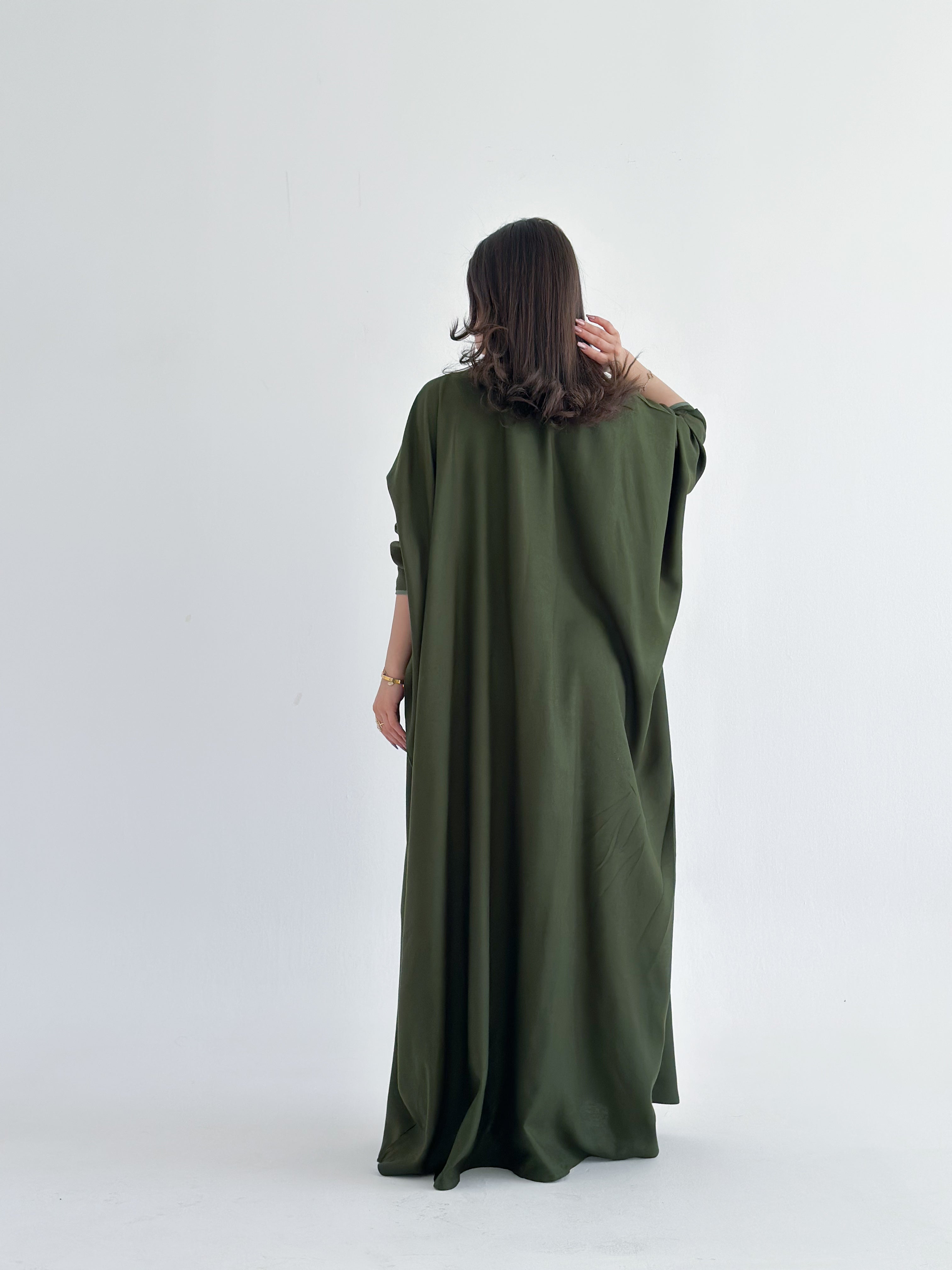 MWT2002 - عبايه لنن اخضر فاتح نص بشت - Aya