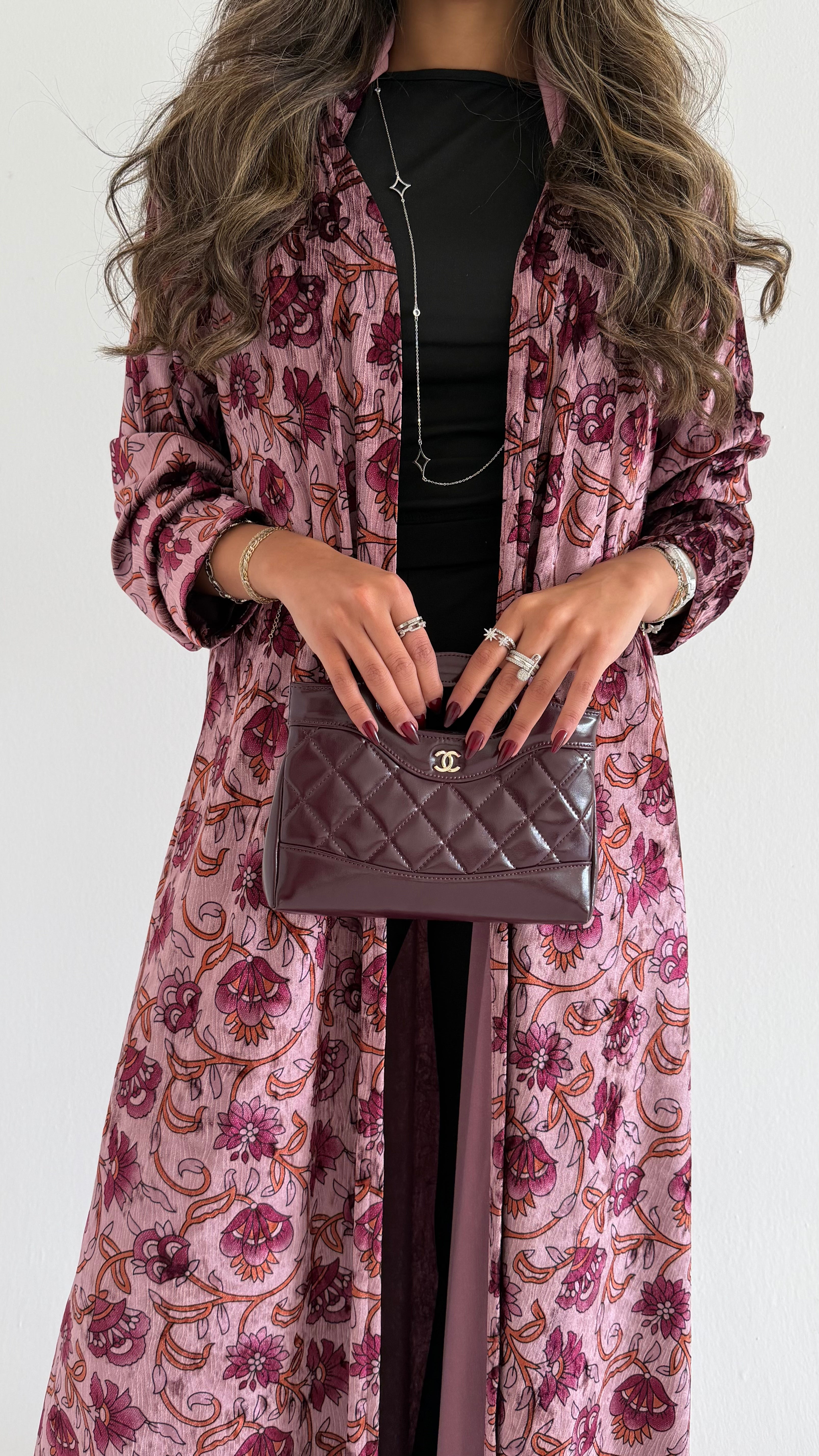 MWT586 - Velvet abaya with floral print  |  عباية مخمل زهري - Aya