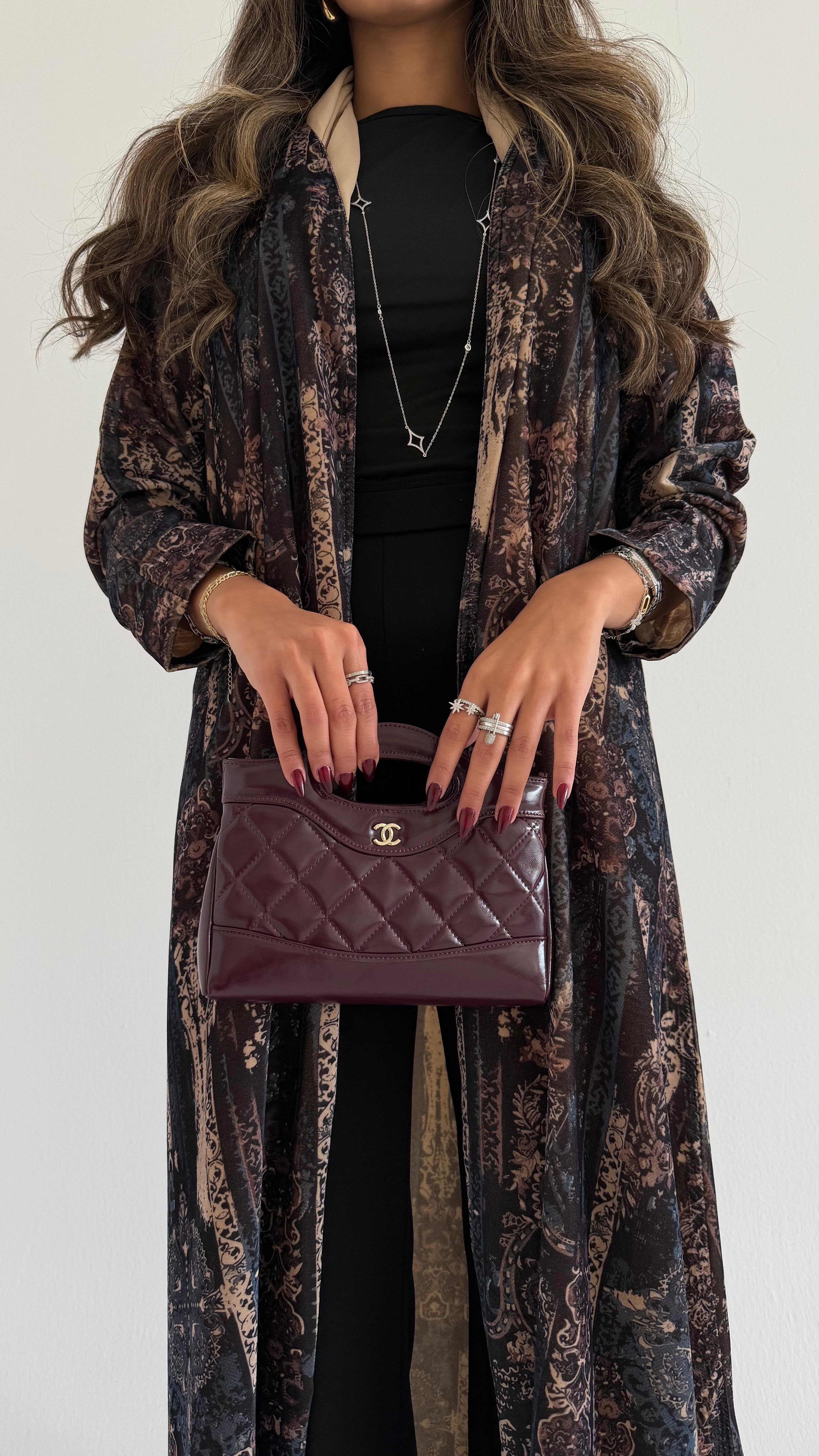 MW645 - Light Crepe Standing with Jacquard Half-Cloche