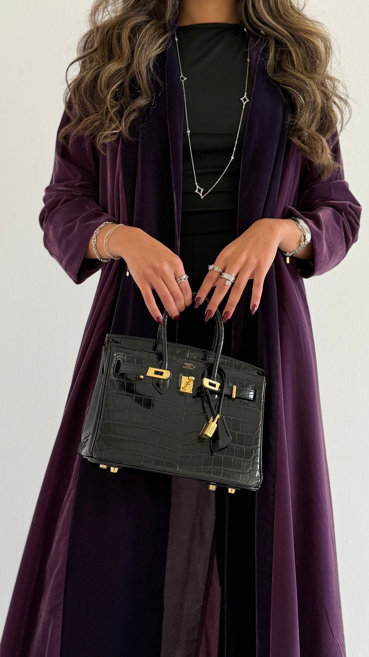 MWT599 - Velvet abaya in light and dark purple  | عباية مخمل موف غامق وموف فاتح - Aya