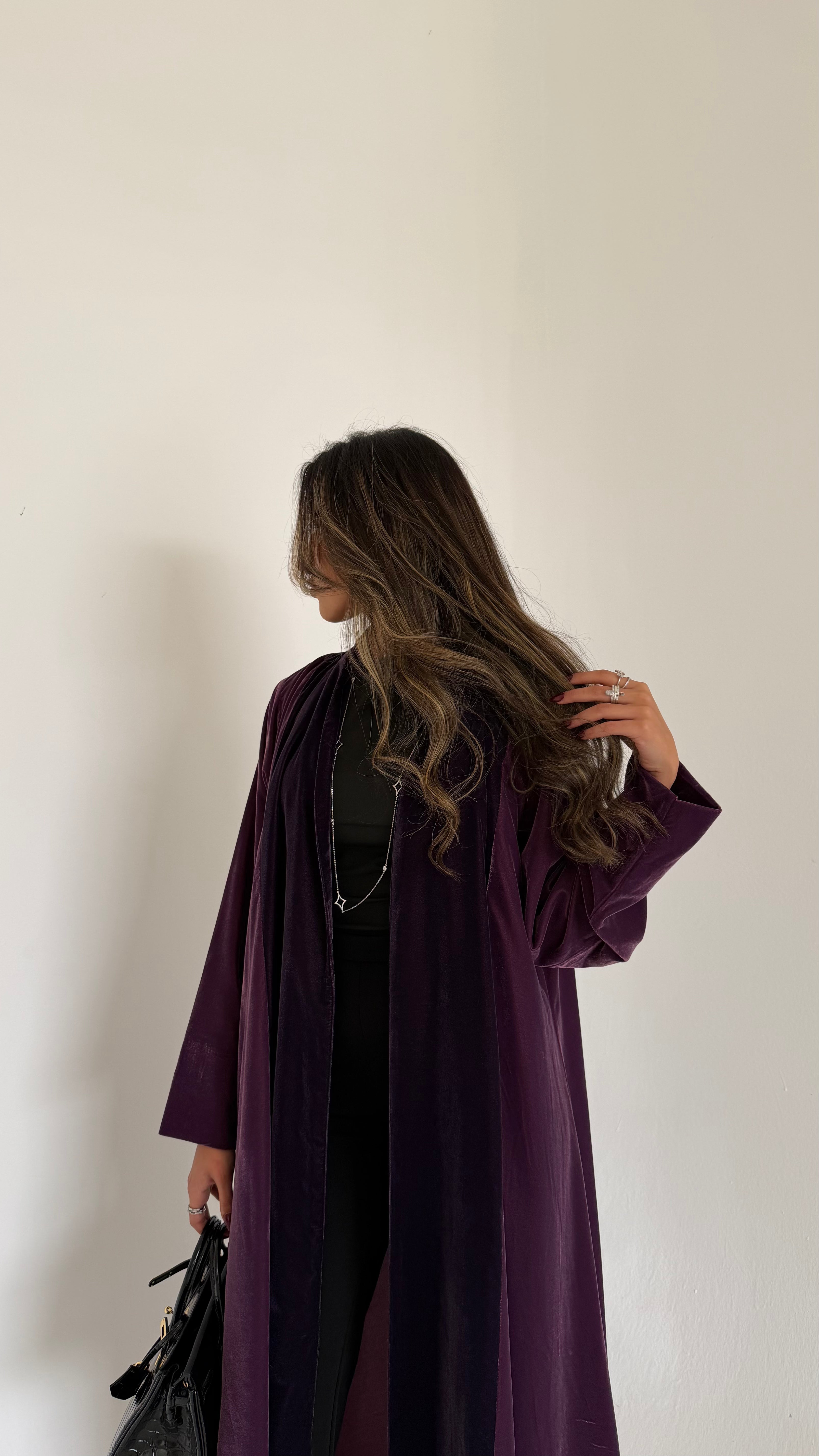 MWT599 - Velvet abaya in light and dark purple  | عباية مخمل موف غامق وموف فاتح - Aya