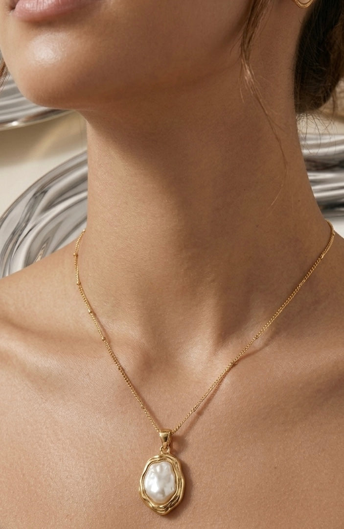 MWAC019 -  عقد بأسلوب كلاسيكي ذهبي - Aya