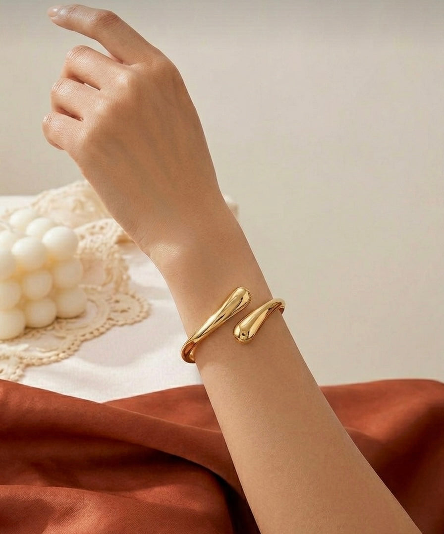 MWAC013 - إسورة فاخره مطليه بالذهب - Aya