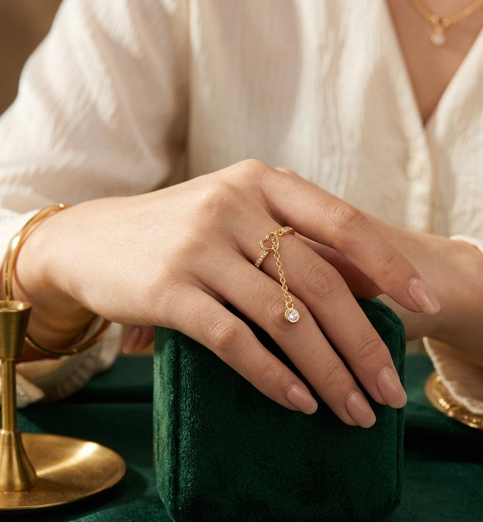 MWAC003 - خاتم قلب بحجر زركون مطلي بالذهب قابل للتعديل - Aya