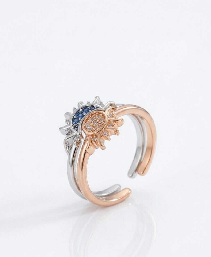 MWAC004 - خاتمين نجمة وقمر بحجر زركون مطلي ذهب قابل للتعديل - Aya