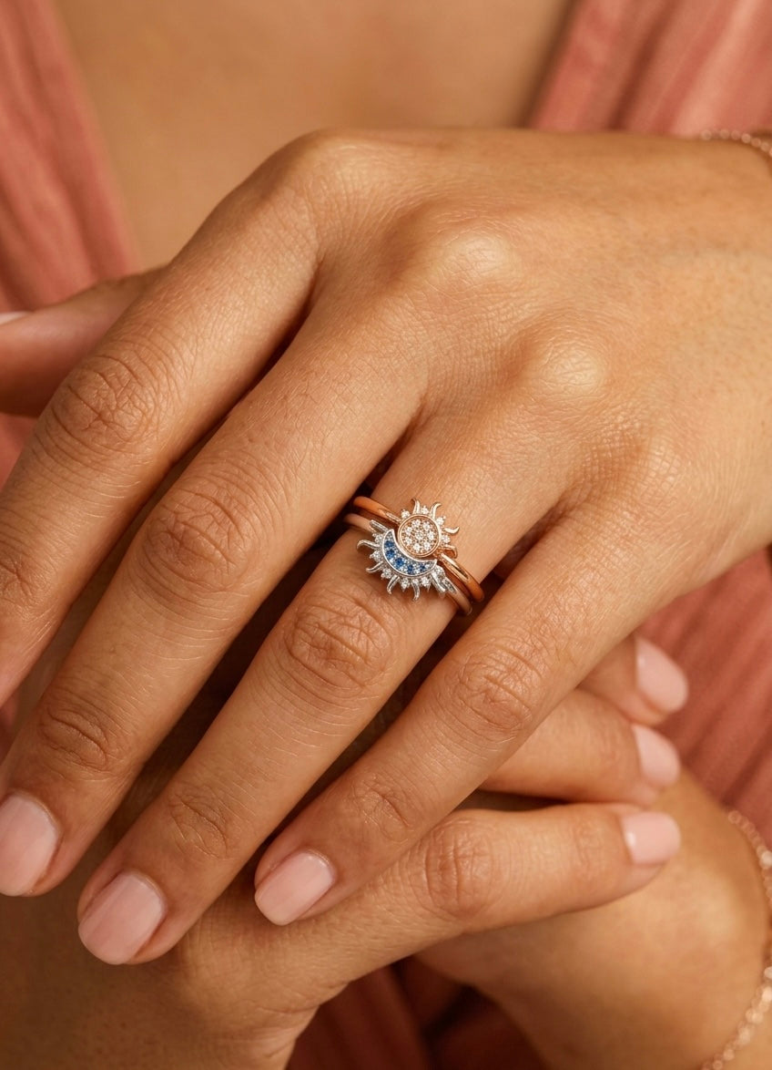 MWAC004 - خاتمين نجمة وقمر بحجر زركون مطلي ذهب قابل للتعديل - Aya