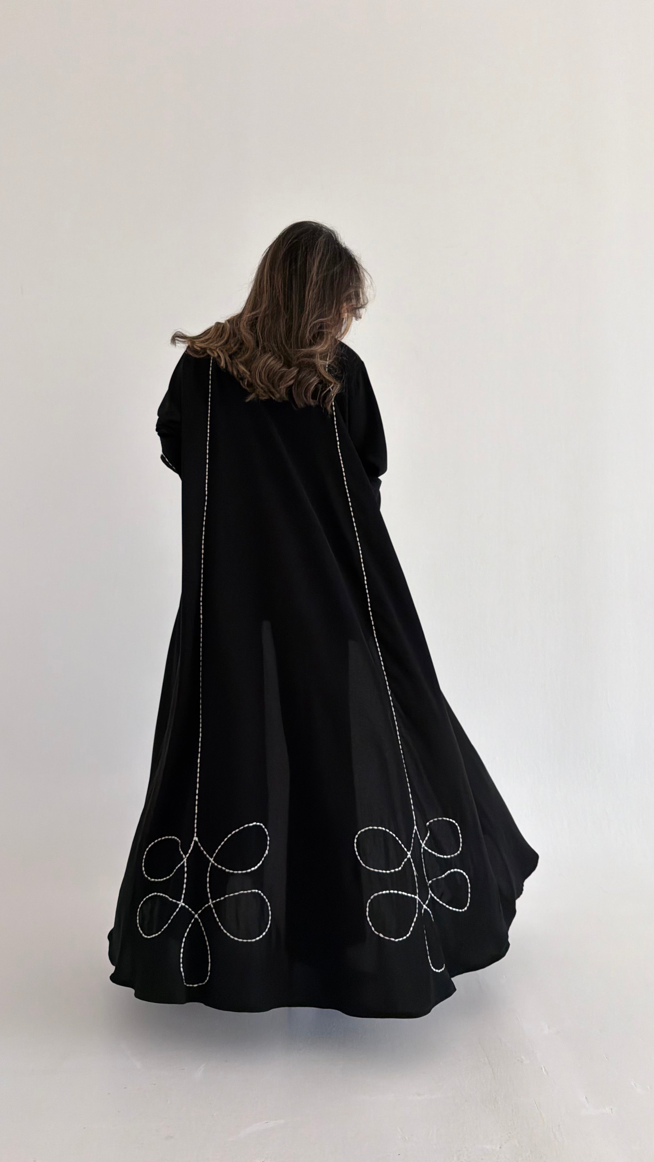 MW1683 - عباية ملكي تطريز يدوي - Aya