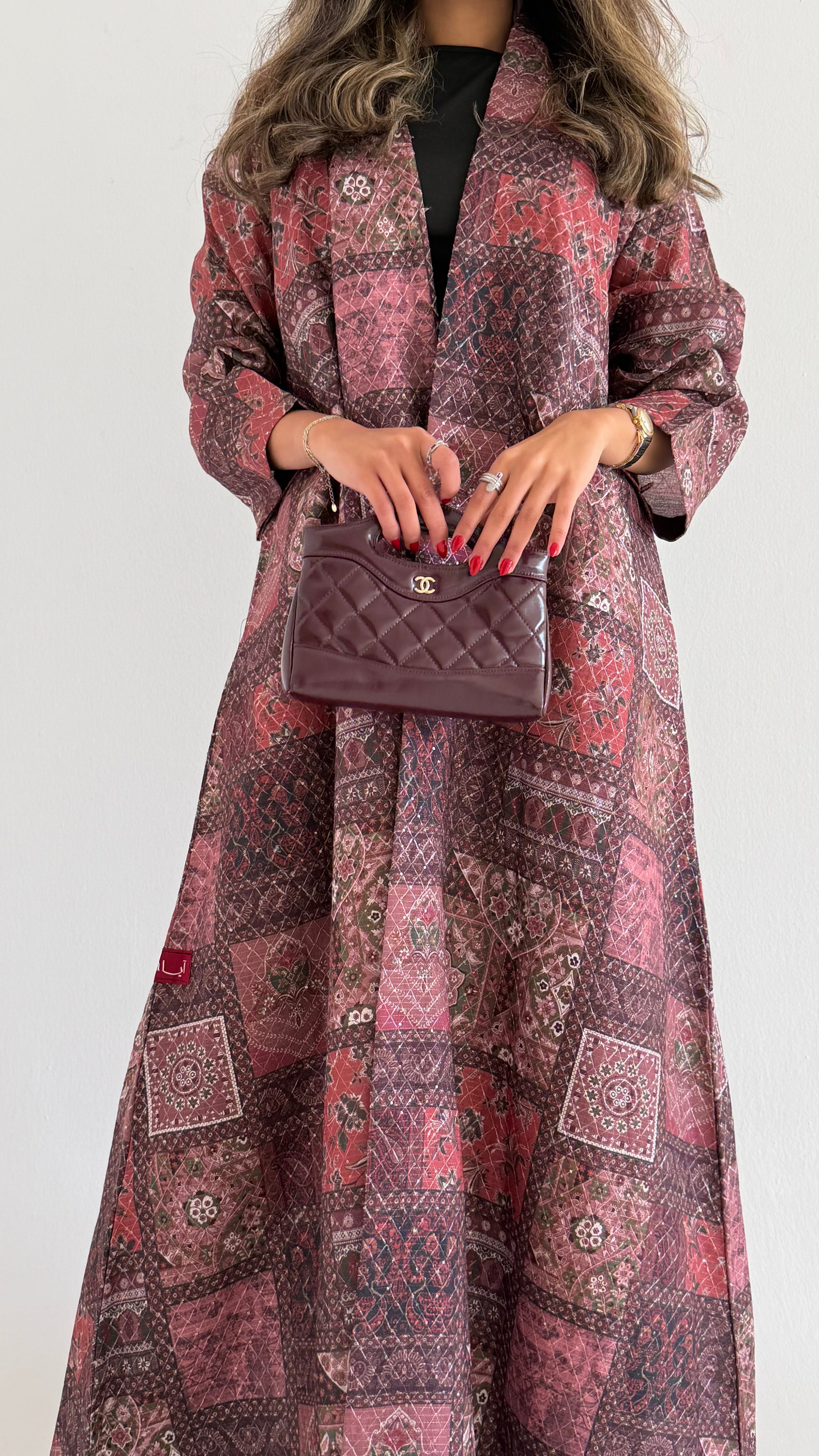 MWT535 - عباية لنن مطرزة - Aya