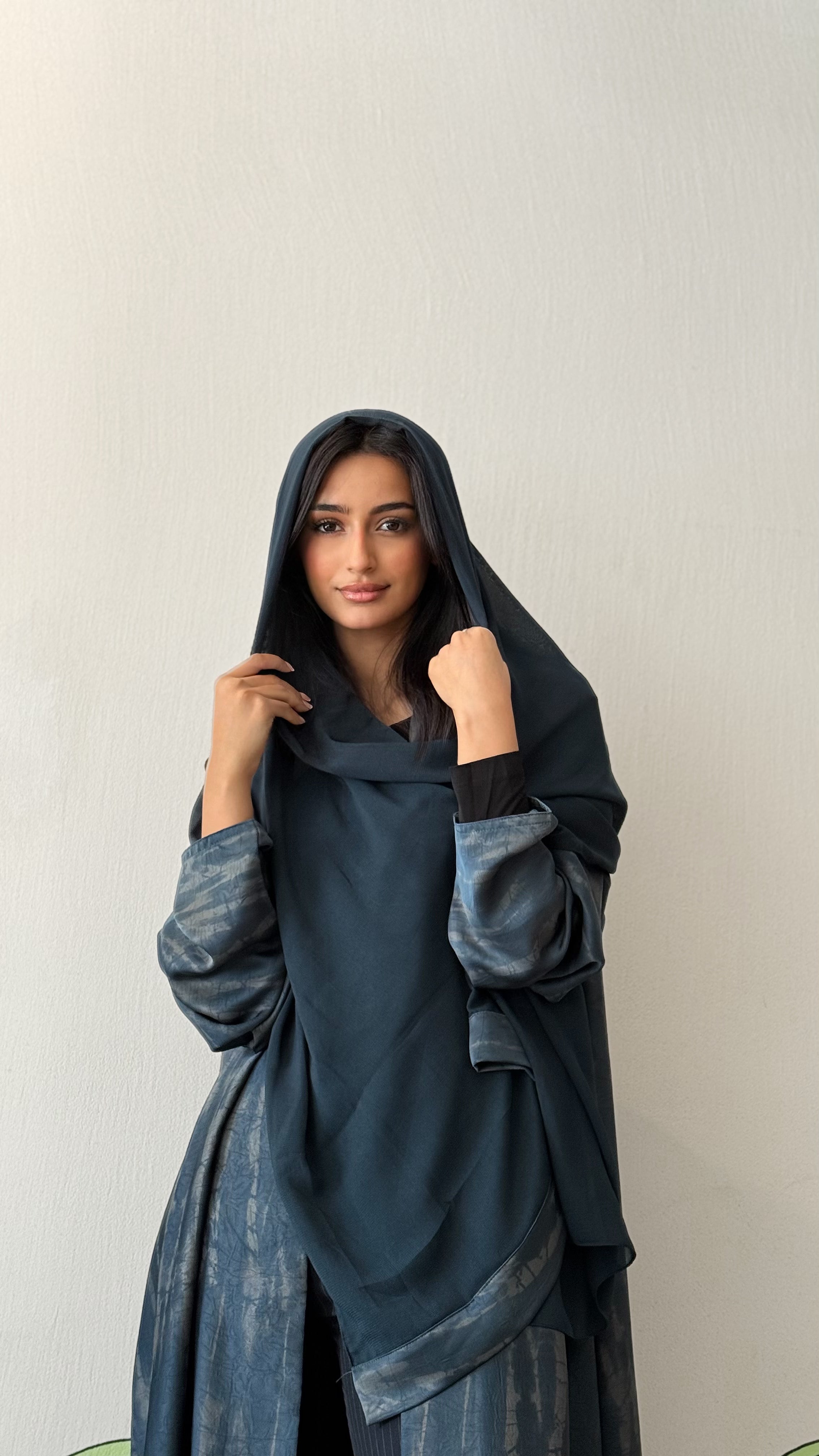 MW1732 - عباية تفتة جاكار