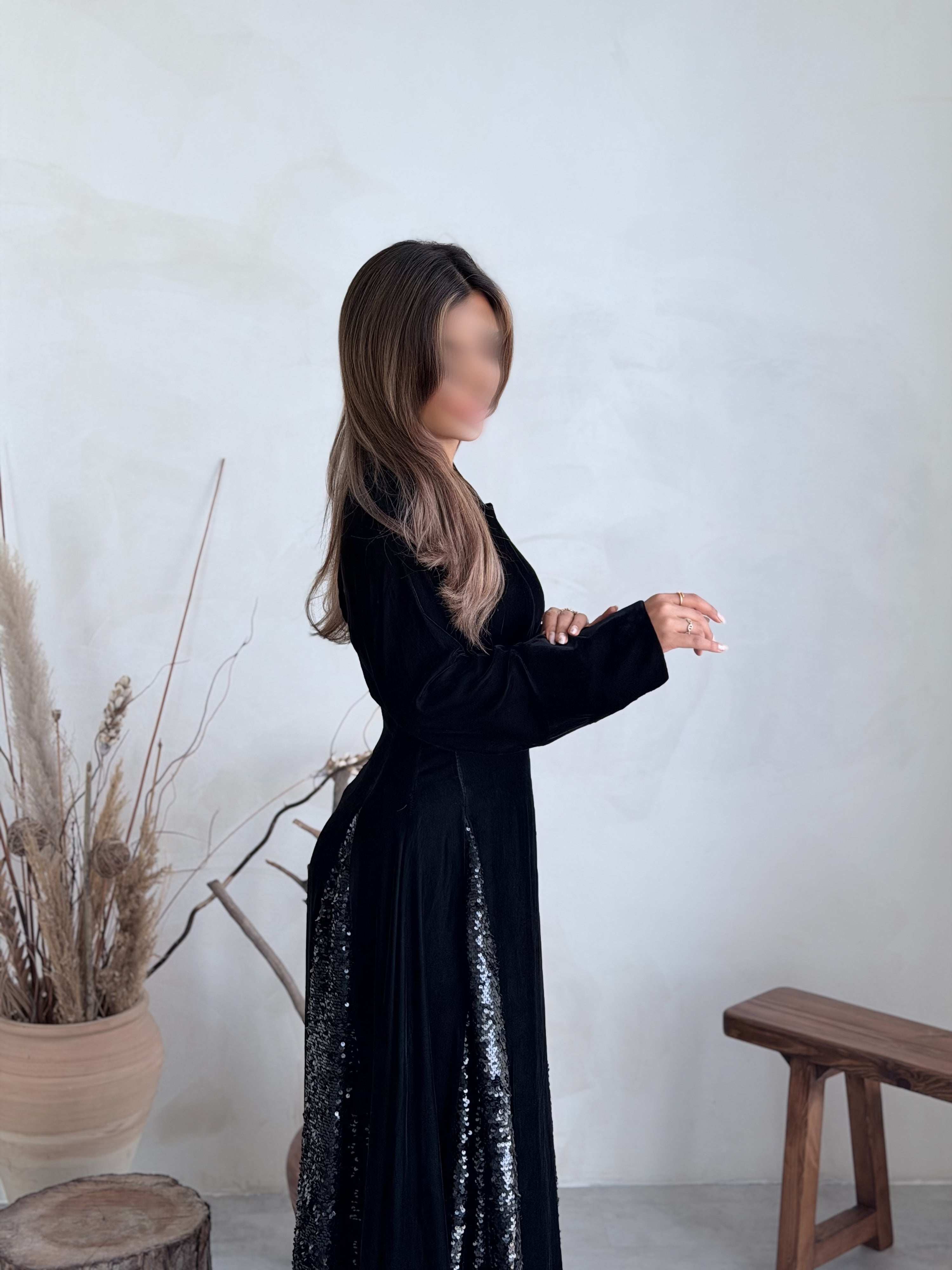 MWJ025 - جلابية اسود مع اضافة ترتر اسود مثلثات قصة كلوش - Aya