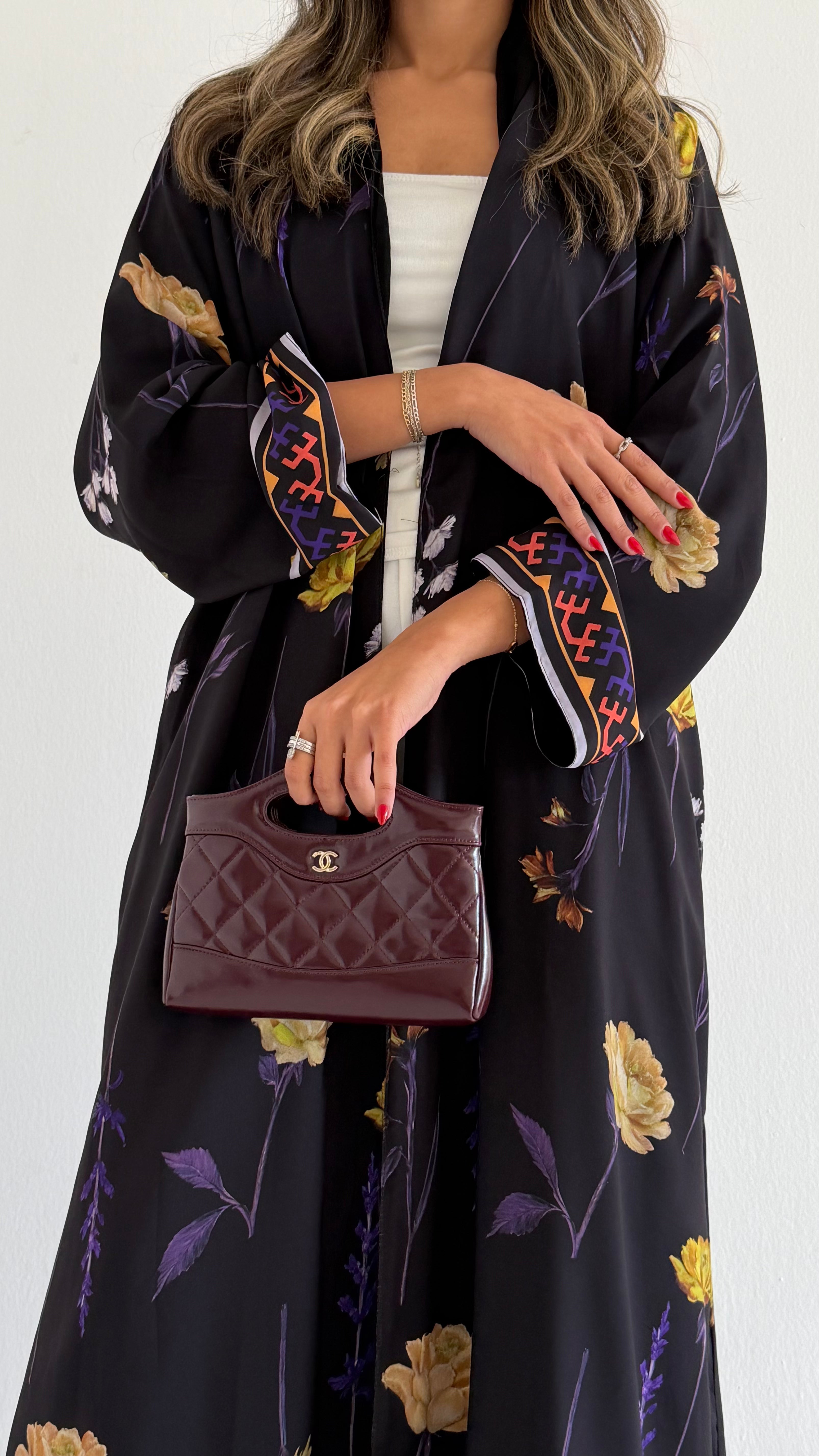 MW645 - Light Crepe Standing with Jacquard Half-Cloche