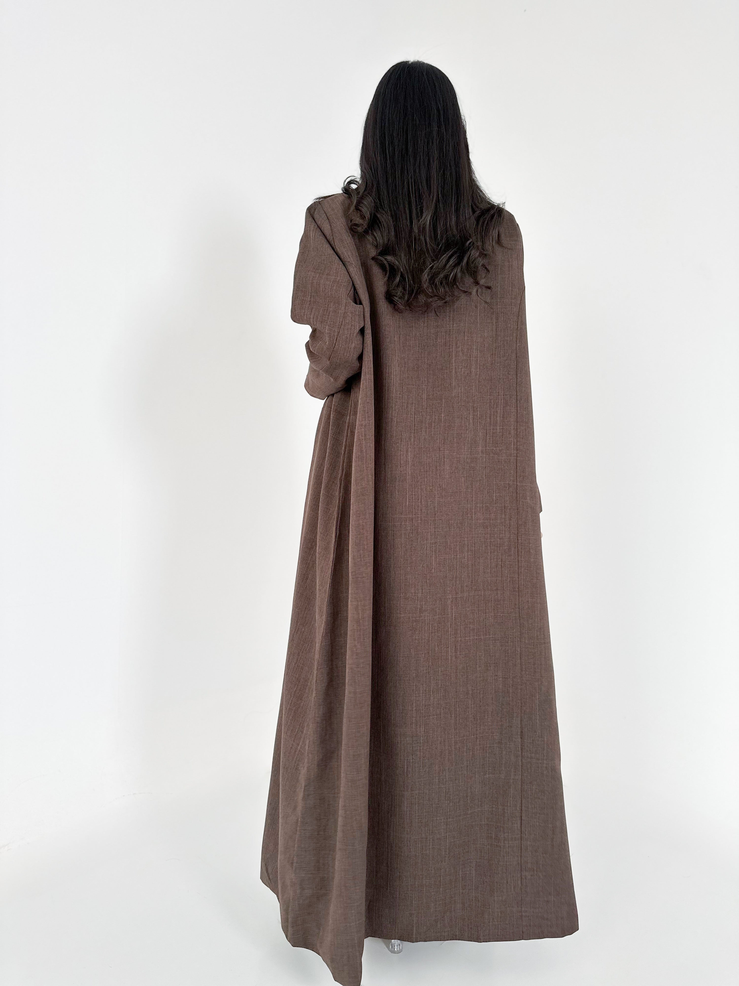 MW645 - Light Crepe Standing with Jacquard Half-Cloche