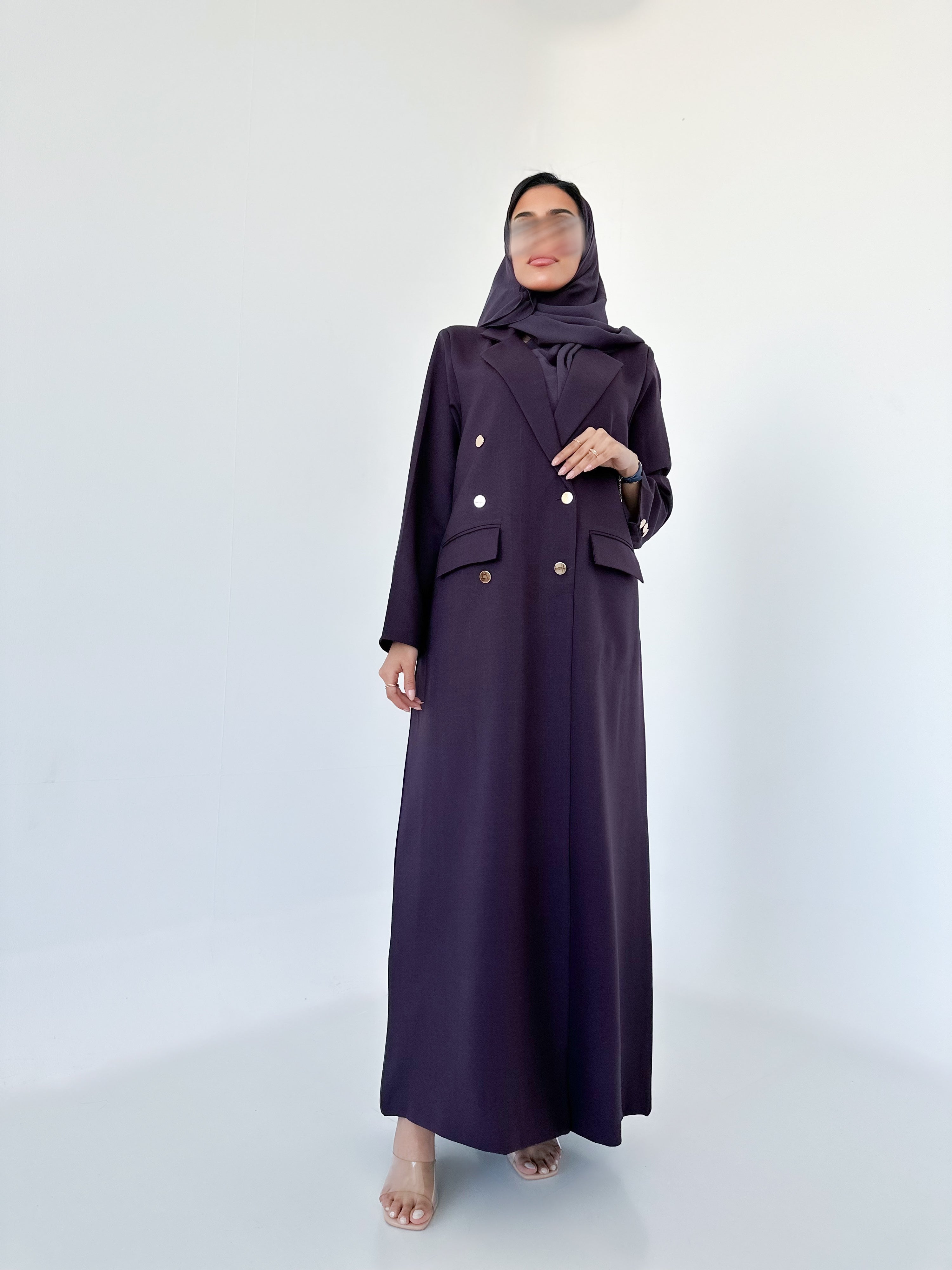MW645 - Light Crepe Standing with Jacquard Half-Cloche