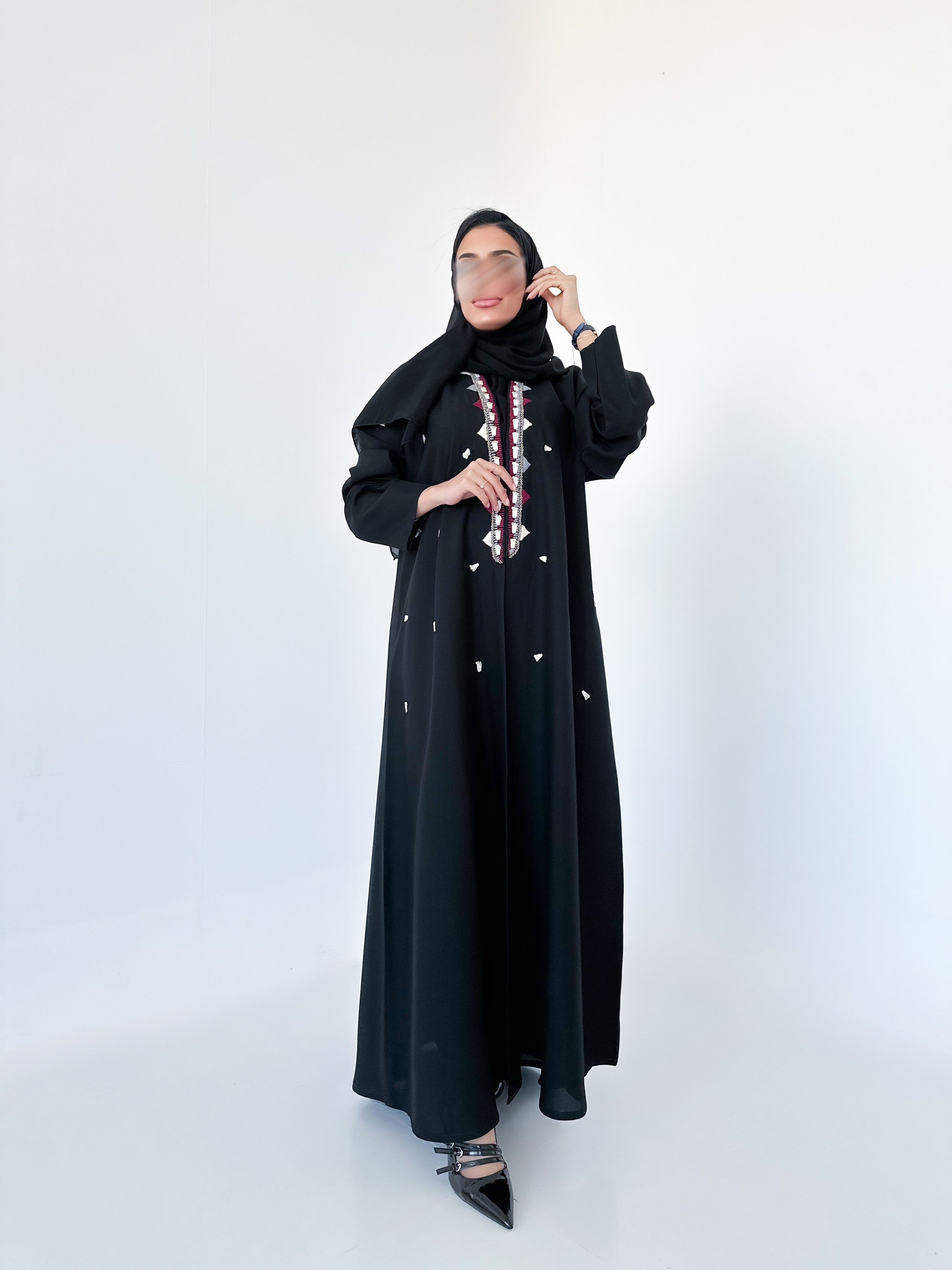 MW1157 - لمار  شغل شك يدوي نص كلوش