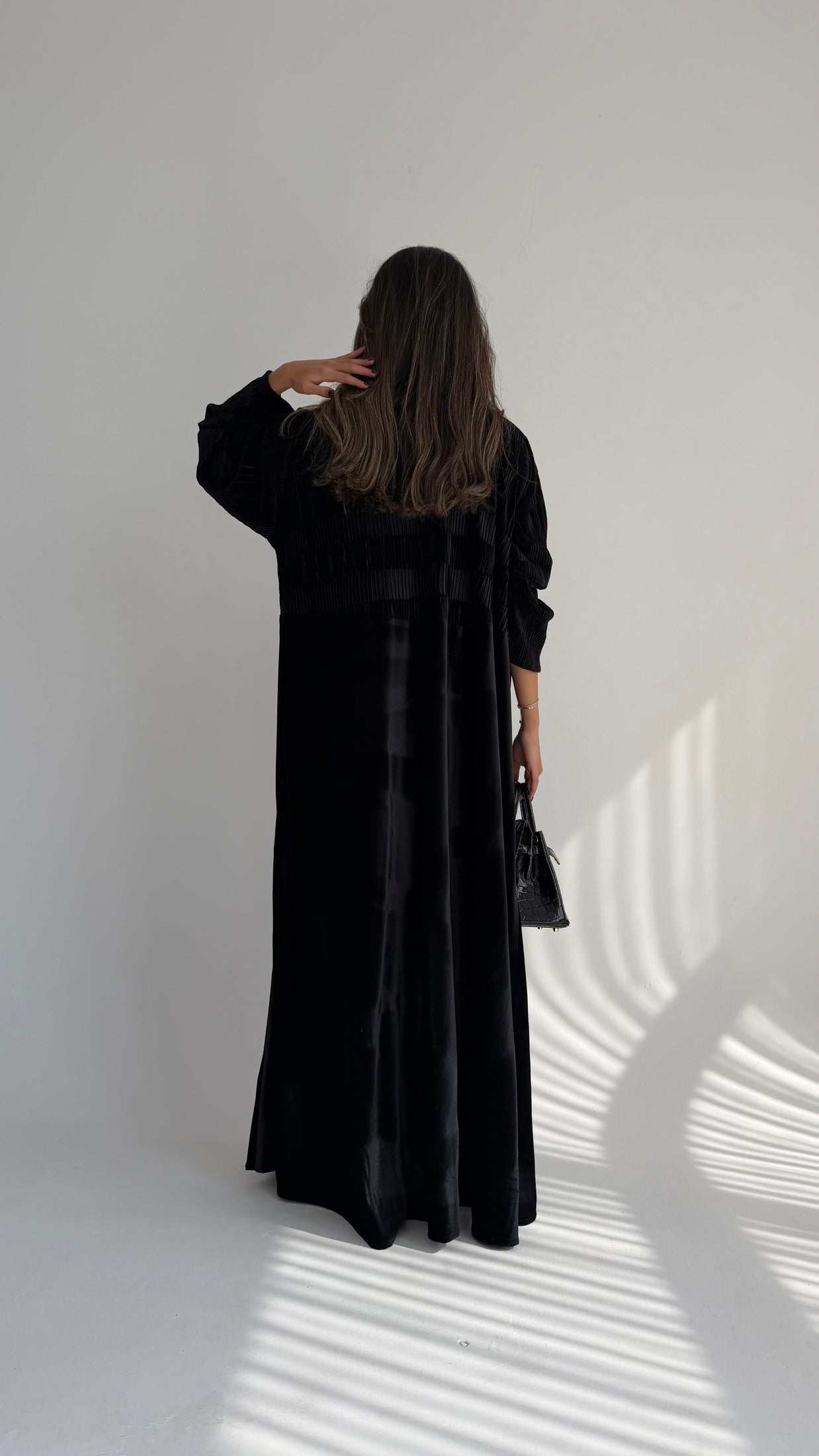 MWT872 - عباية مخمل بيليسية - Aya