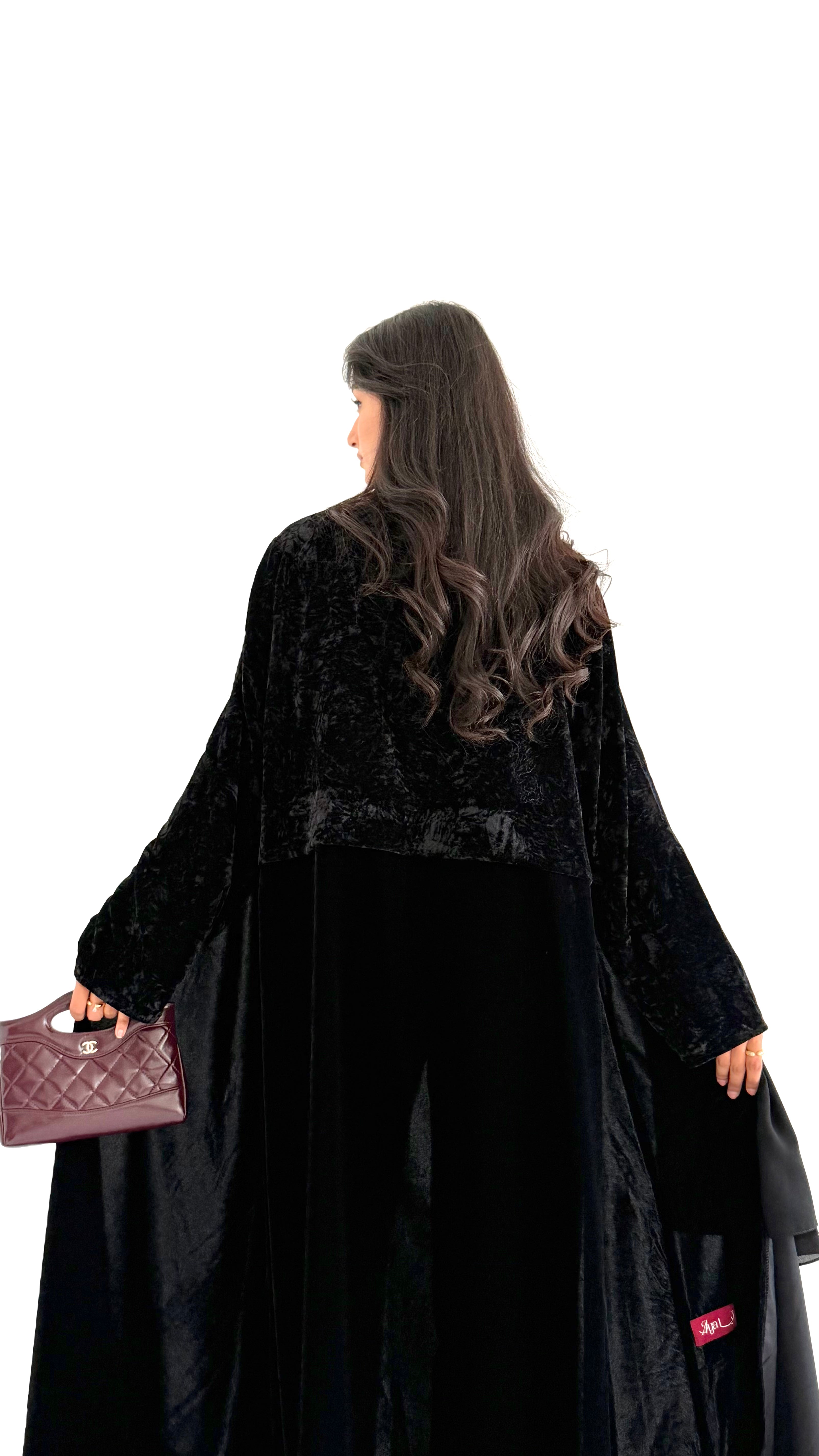 MW1833 - عباية مخمل بخامتين المشجر والمخمل القطيفي