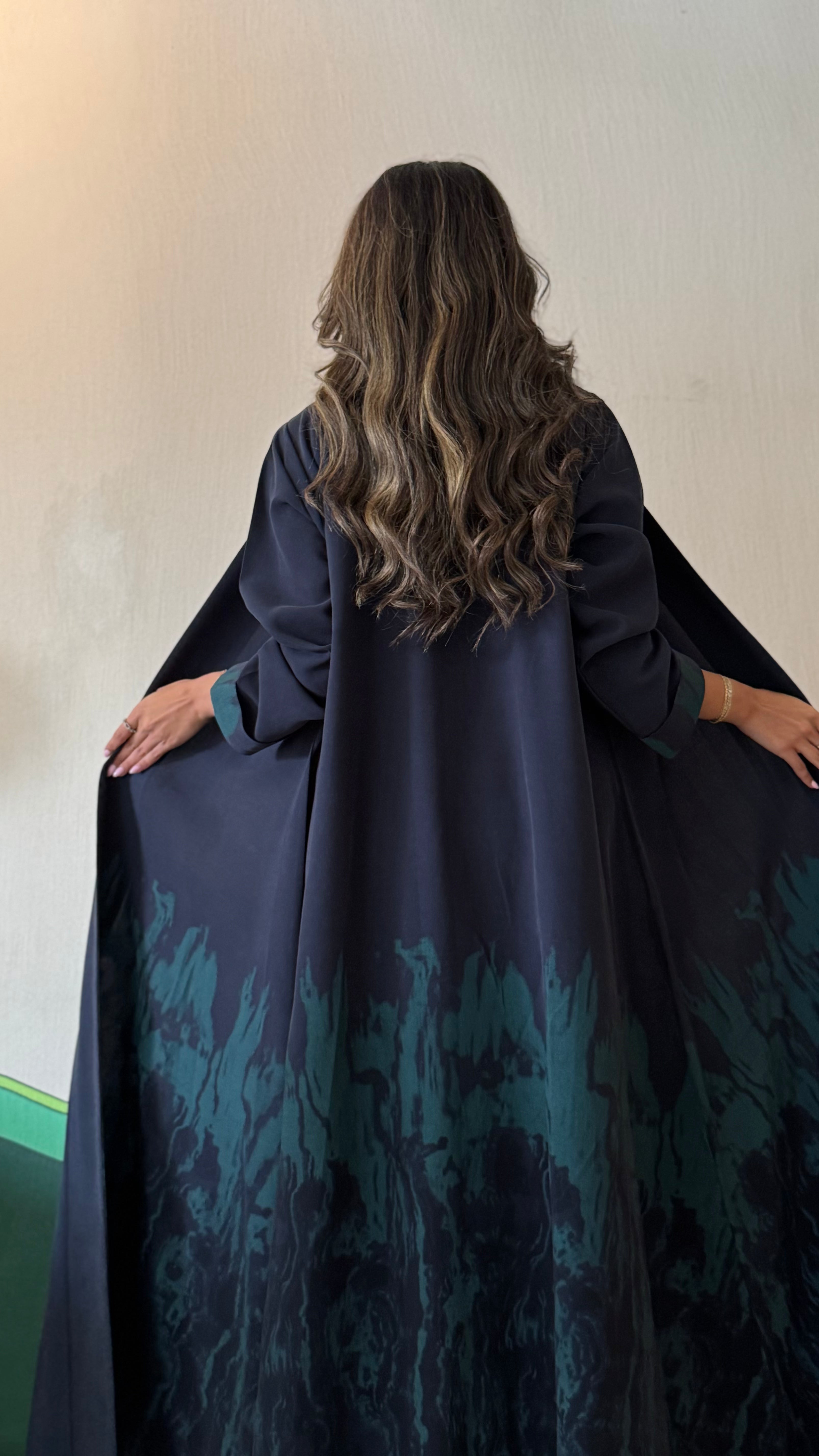 MW645 - Light Crepe Standing with Jacquard Half-Cloche