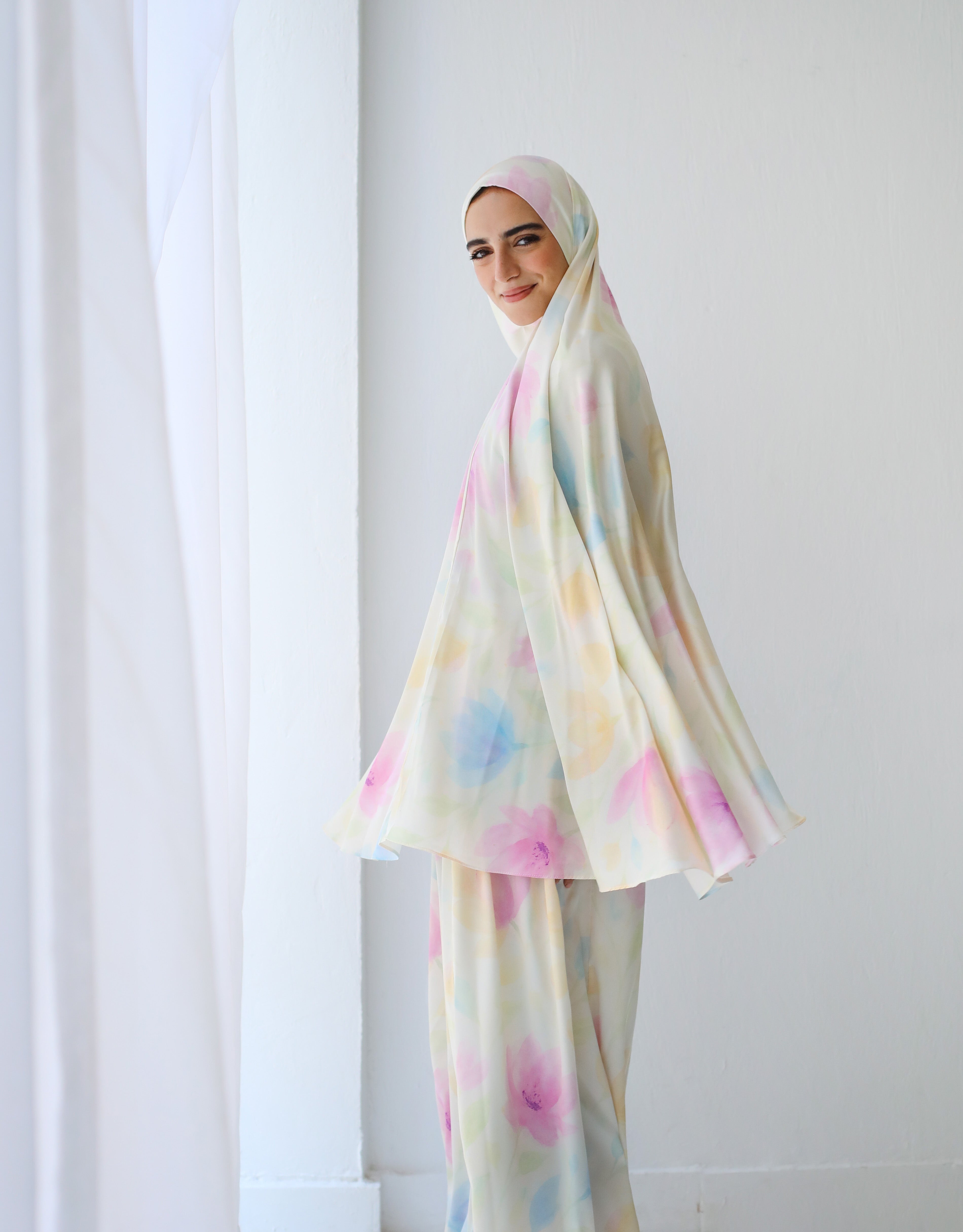 Pastel Fiora Prayer Set - Aya