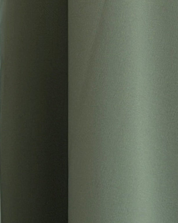 MWT1130 - عباية كريب بتدخيلة تطريز - Aya