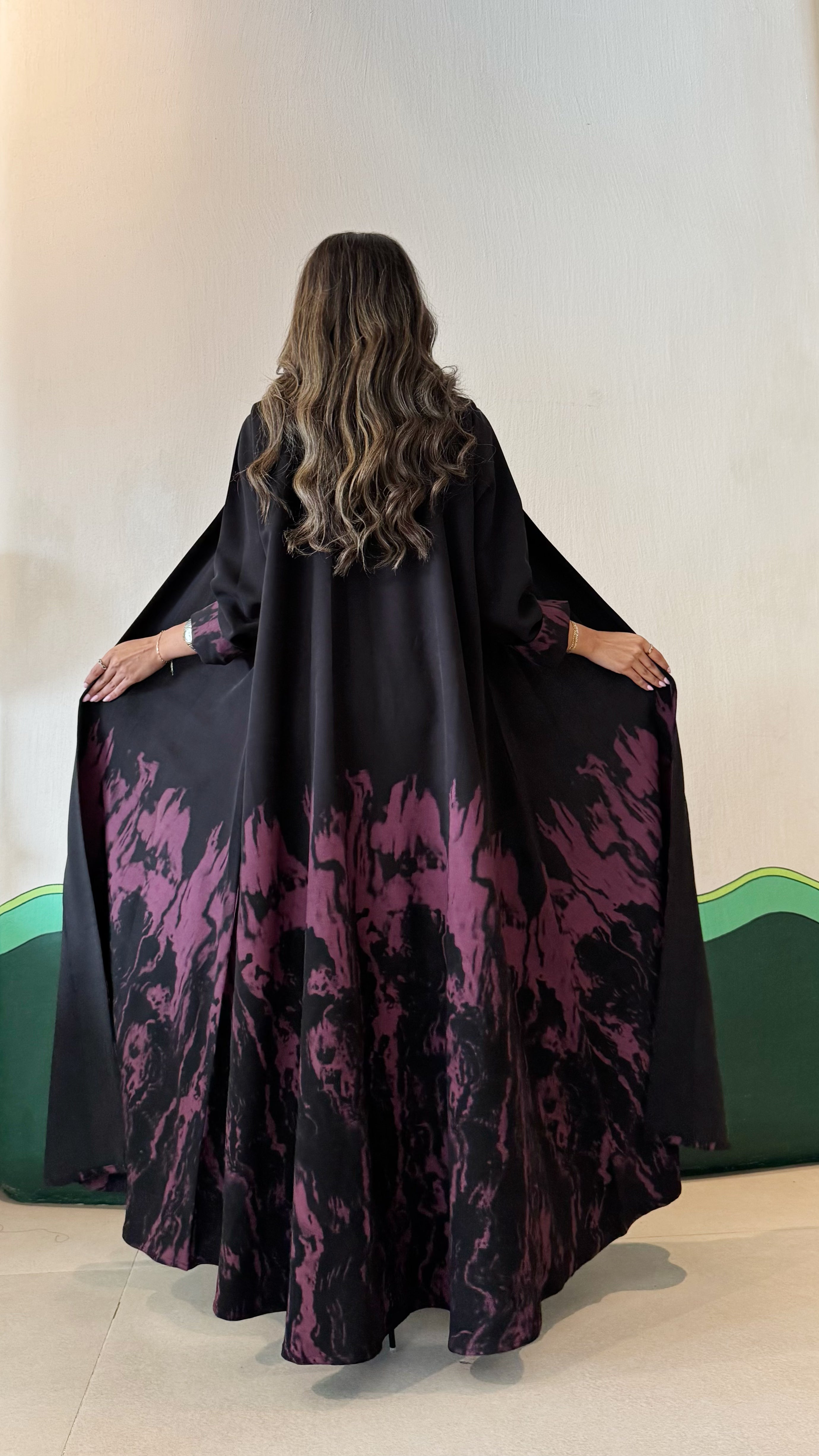 MW645 - Light Crepe Standing with Jacquard Half-Cloche