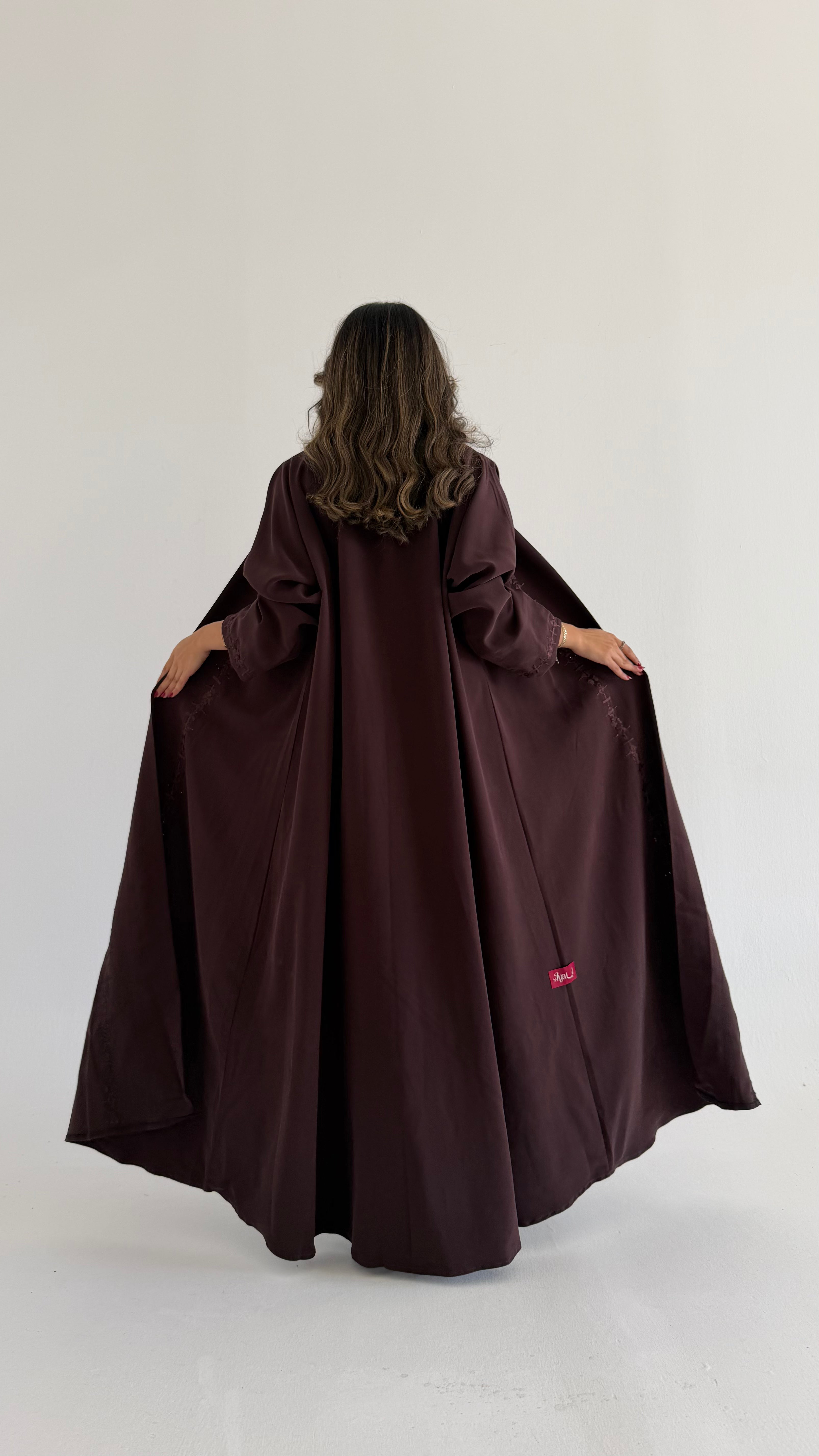 MW645 - Light Crepe Standing with Jacquard Half-Cloche