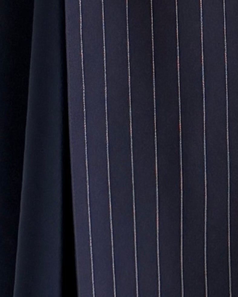 MW2103 - عباية بليزر بخامة راقيه من كريب والمخطط - Aya