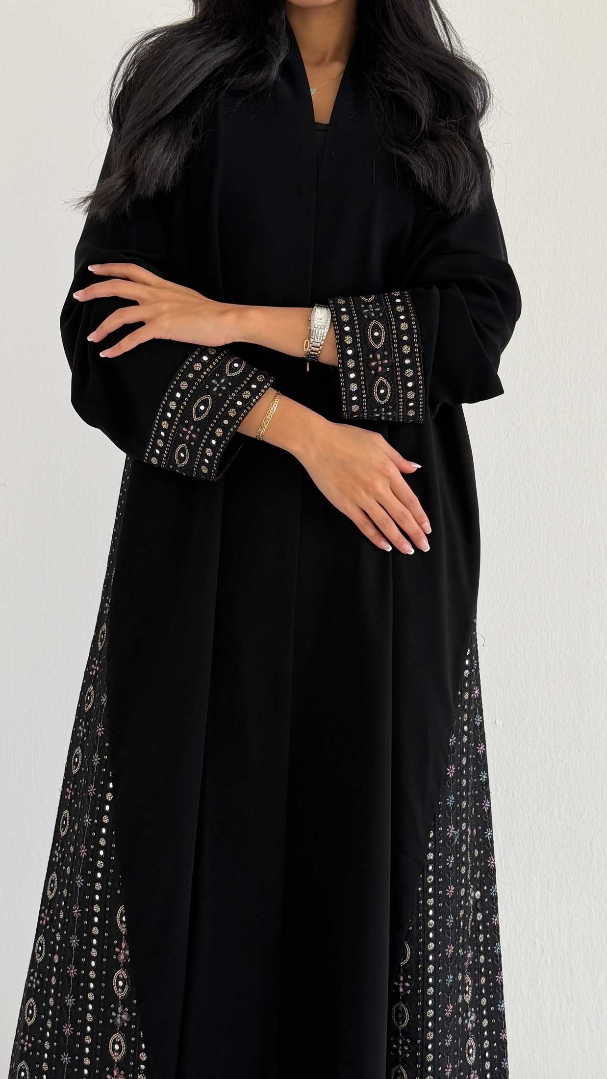 MWT5036 -قماش كريب اسود مع تطريز رمضاني قصة كلوش - Aya