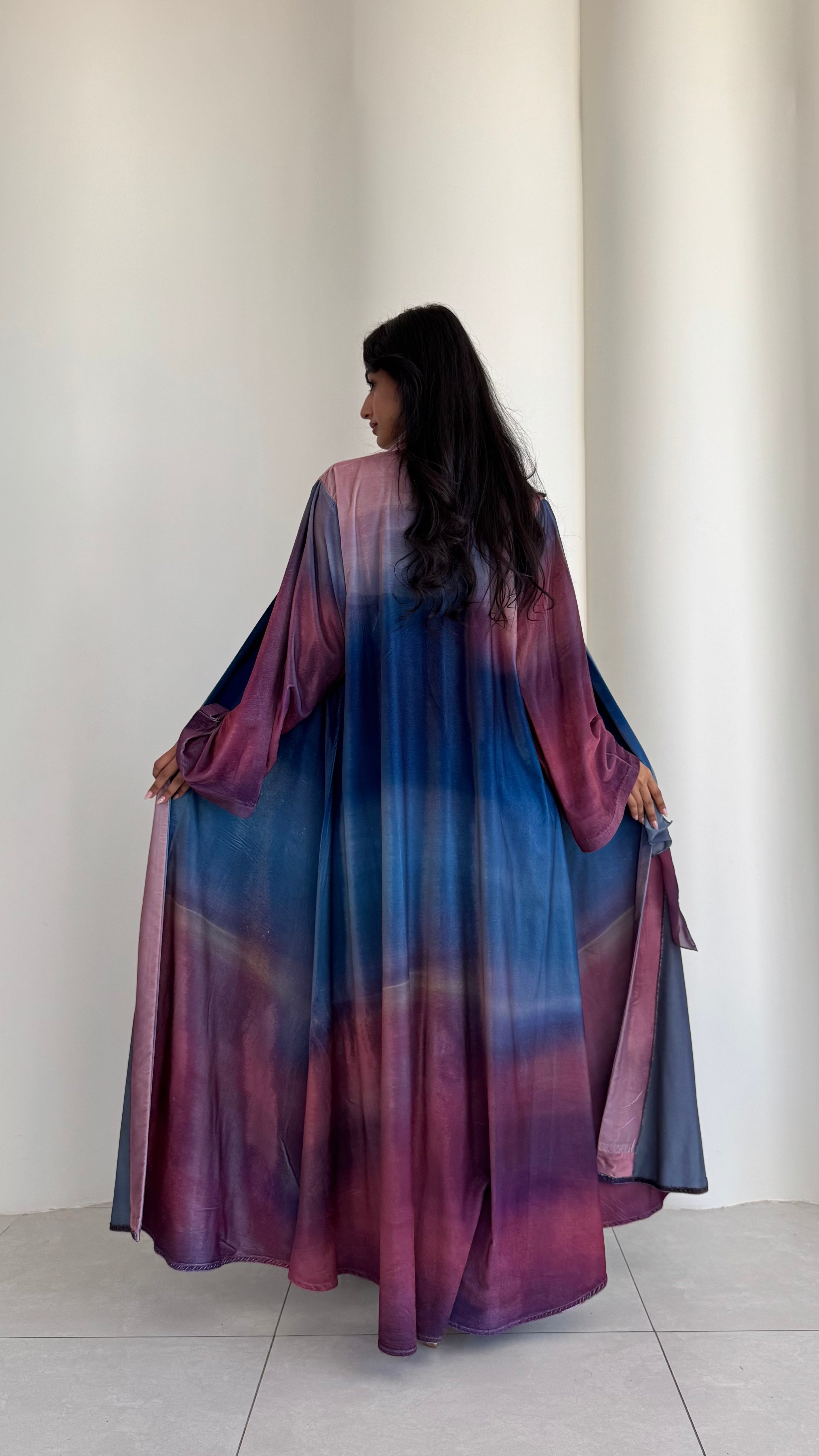 MW645 - Light Crepe Standing with Jacquard Half-Cloche