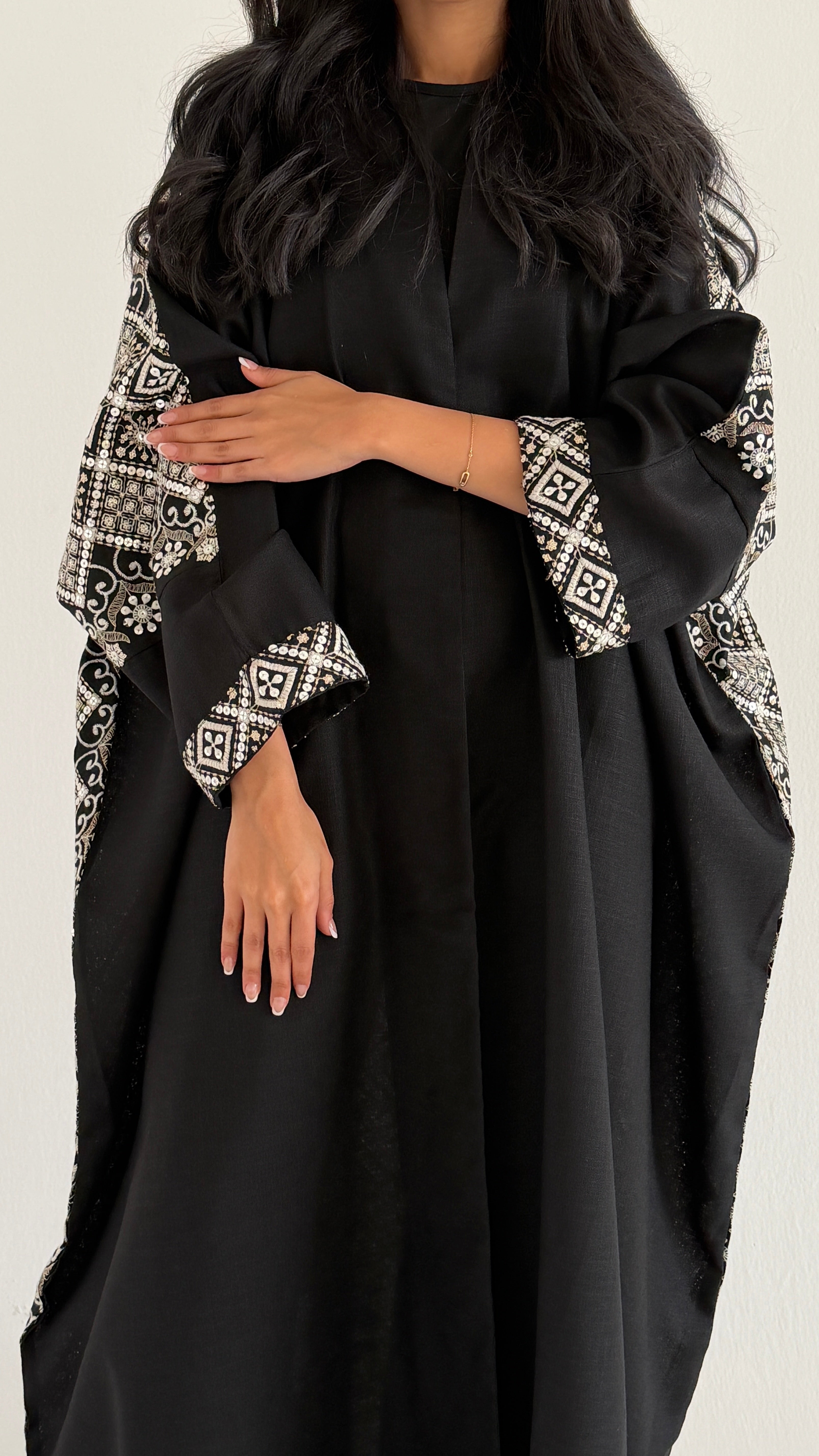 MWT799 - عبايه لنن بتطريز رمضاني - Aya