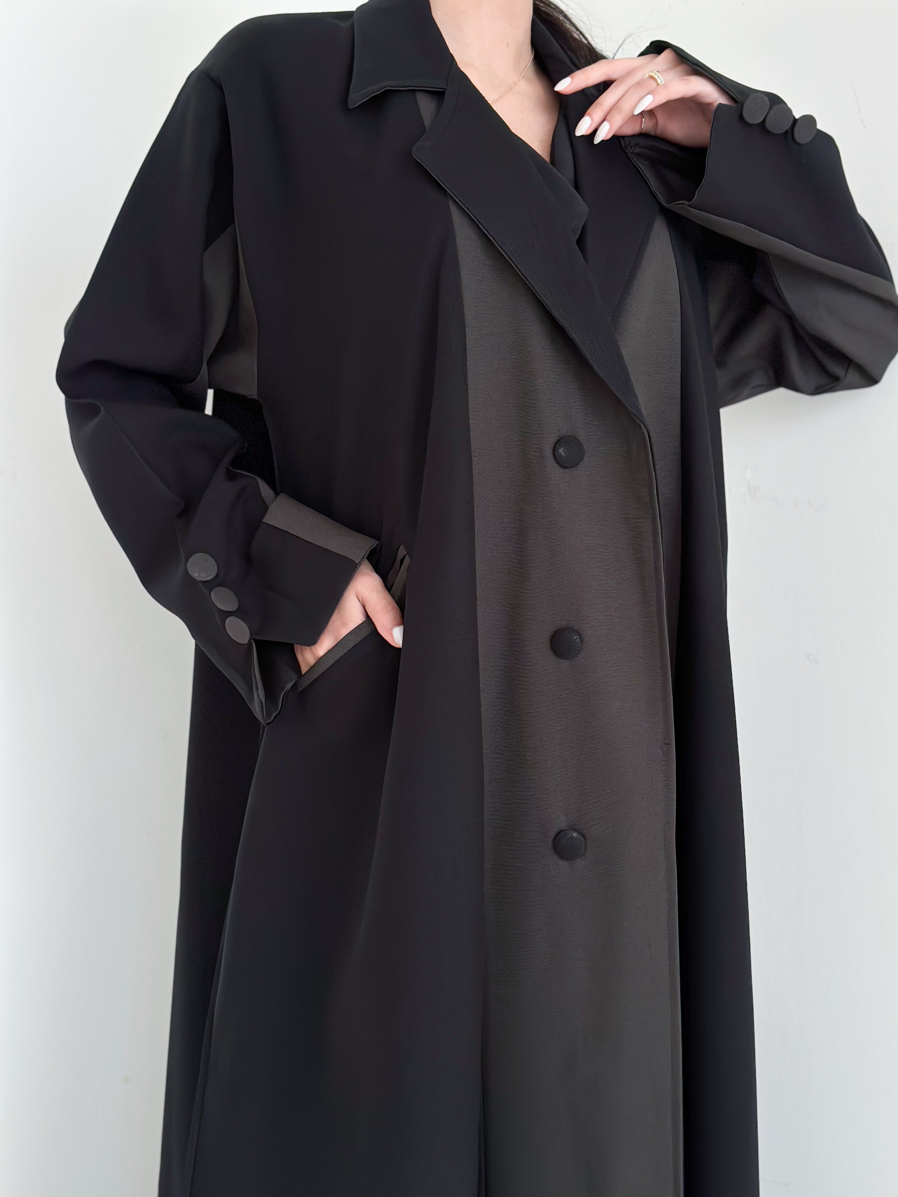 MW645 - Light Crepe Standing with Jacquard Half-Cloche