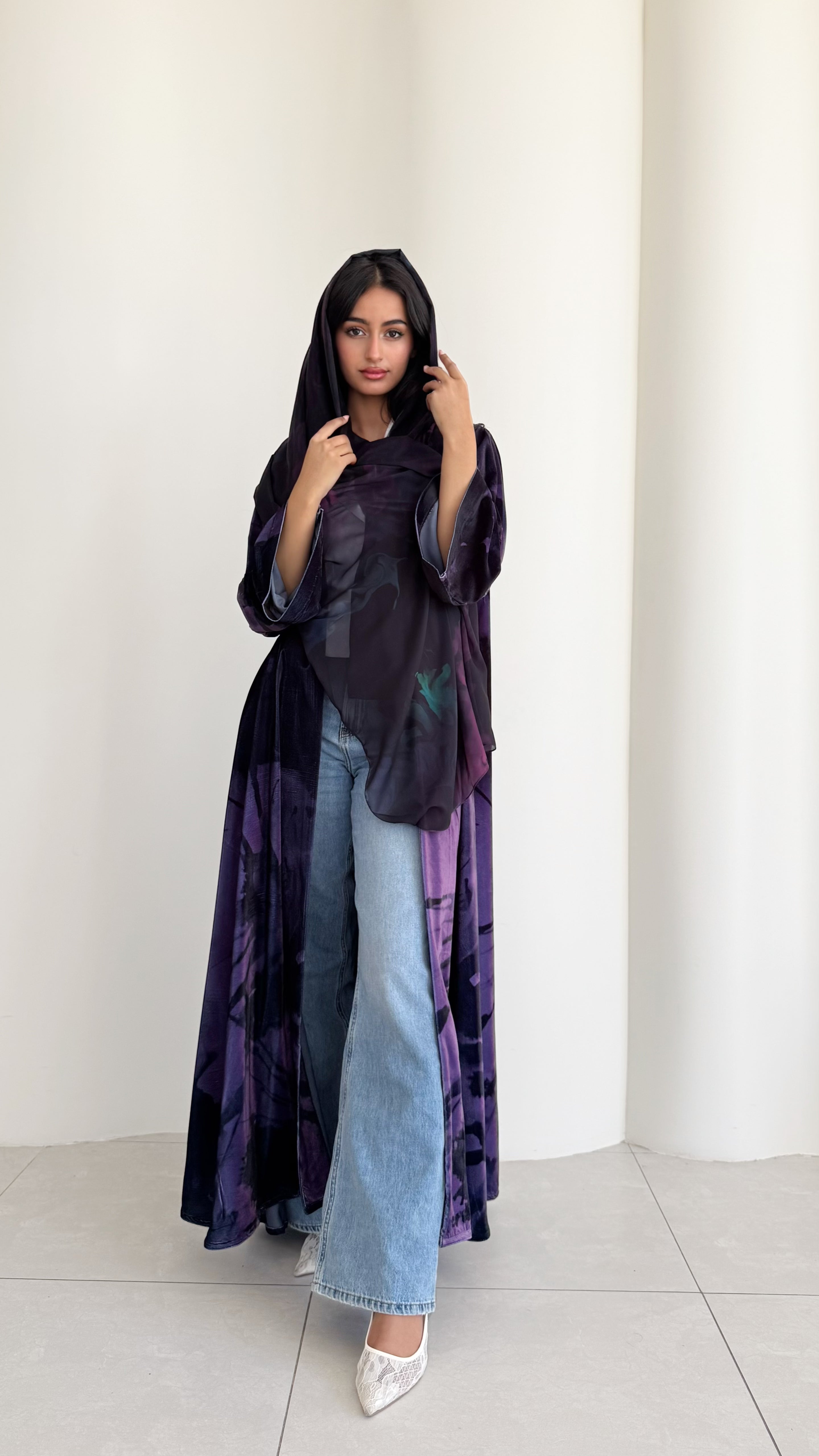 MWT621 - عباية مخمل طباعة